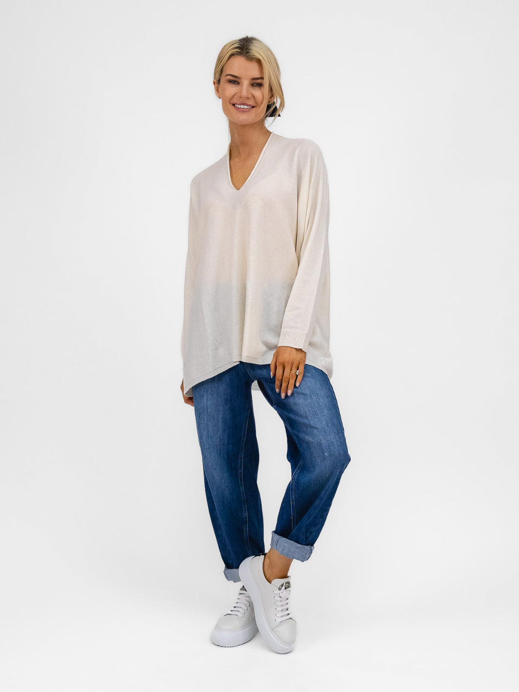 Cashmere By Kate Knitwear One Size Cashmere By Kate V Neck Oversize Sweater In Soft Cream