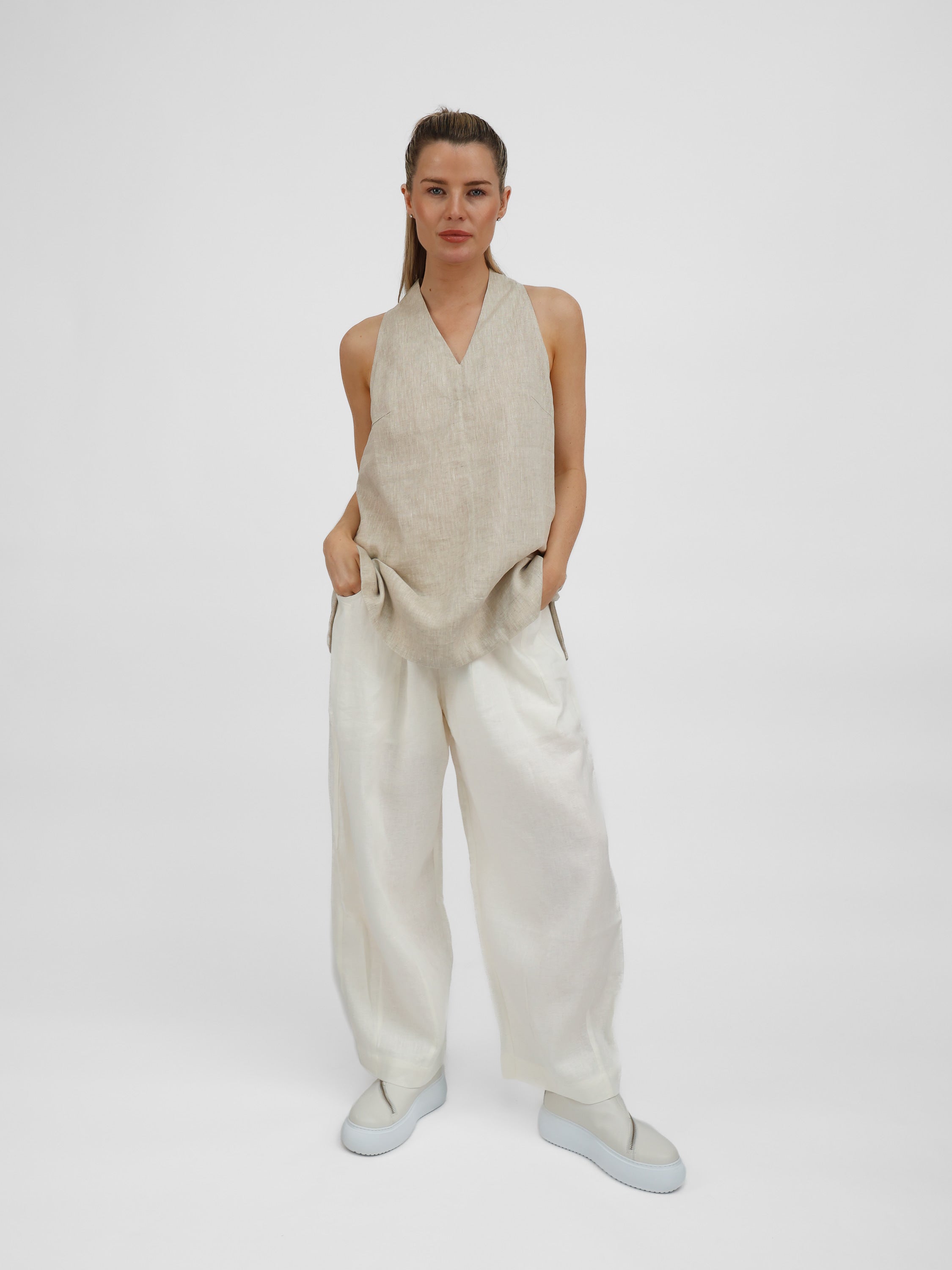 Diffusion by Kate Frankie Pure Linen Pants in Ecru