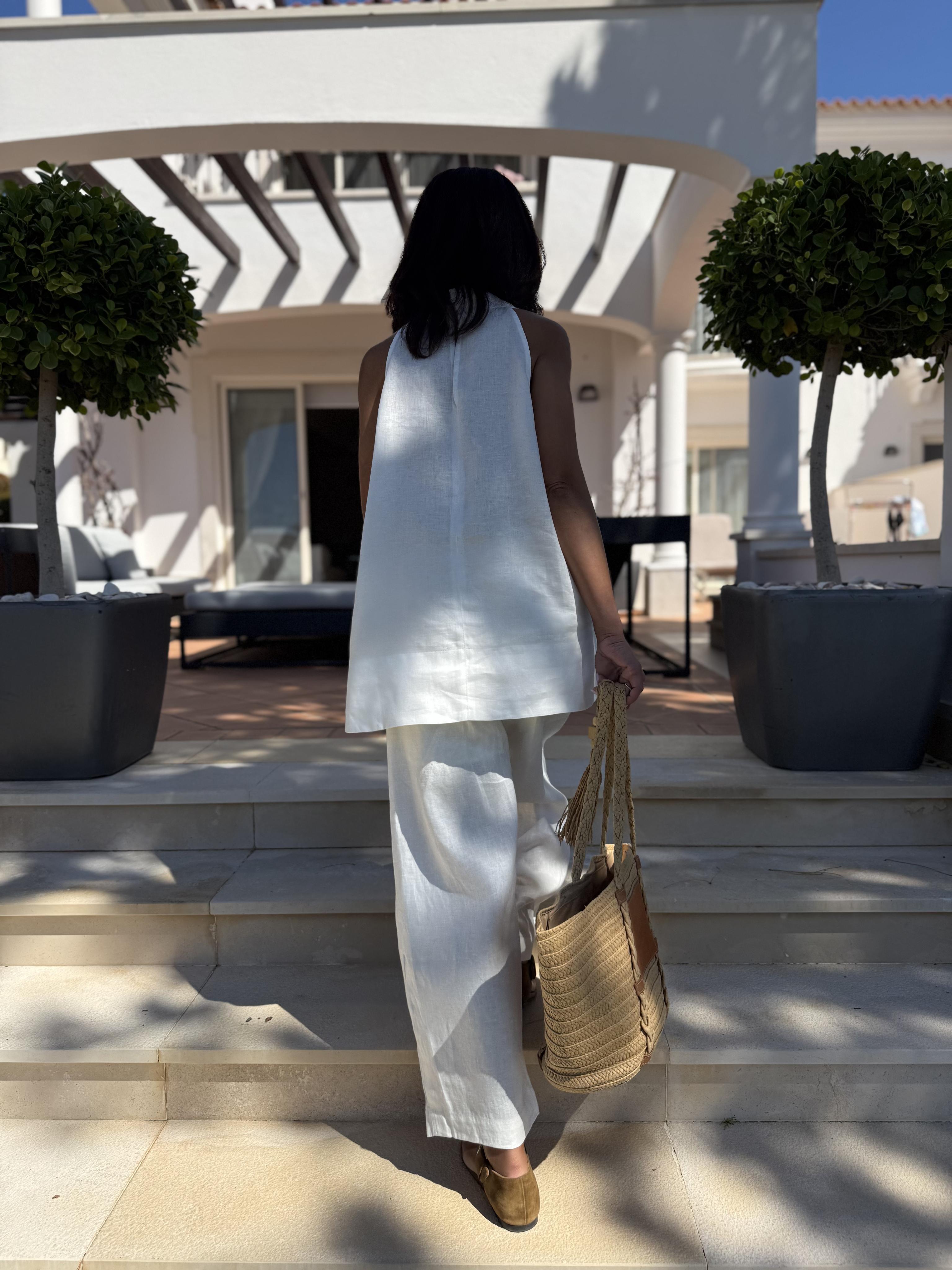 Diffusion by Kate One Size Lauren Racer Back Linen Top in White