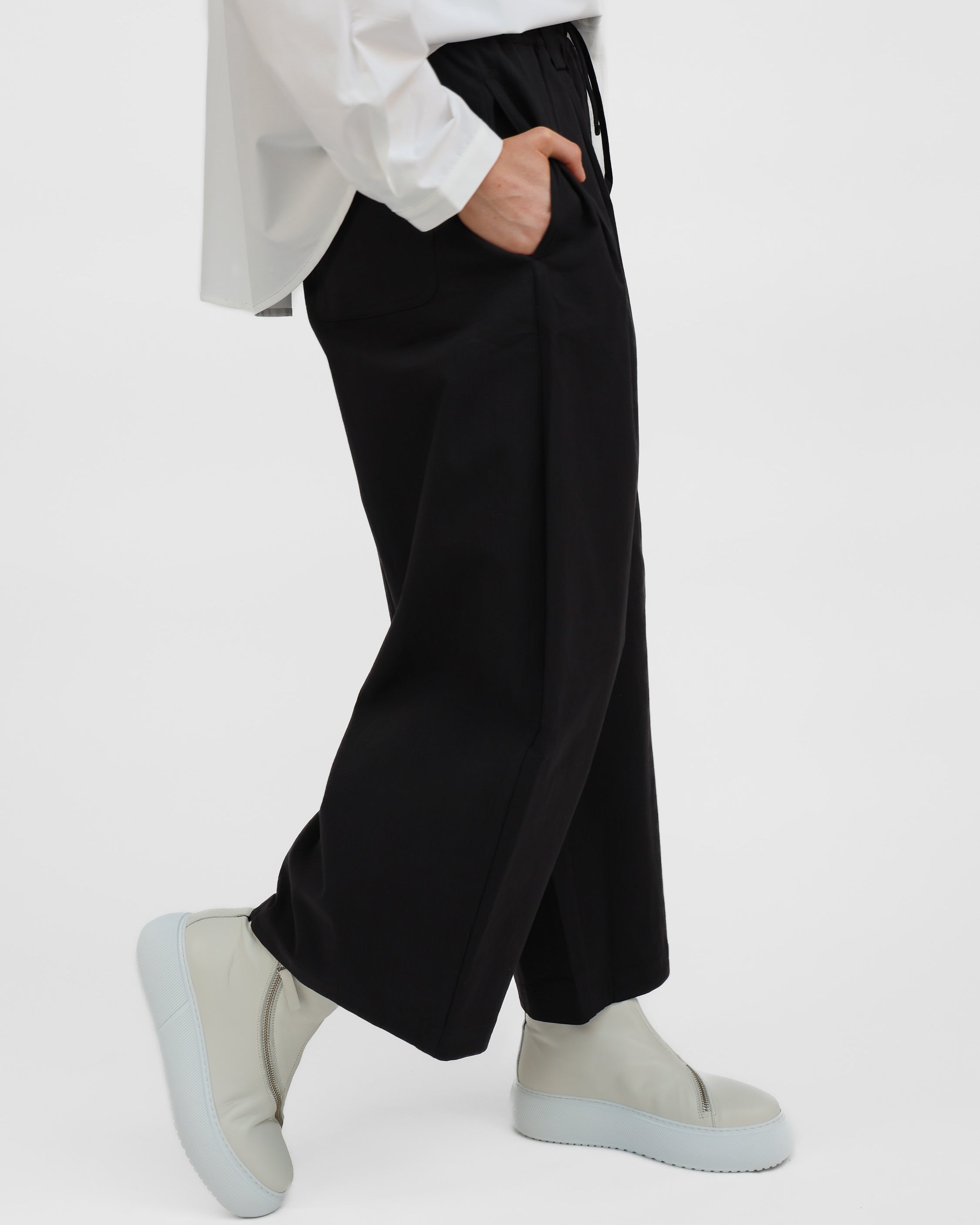 Diffusion by Kate Pants One Size Tokyo Cotton Pants in Black