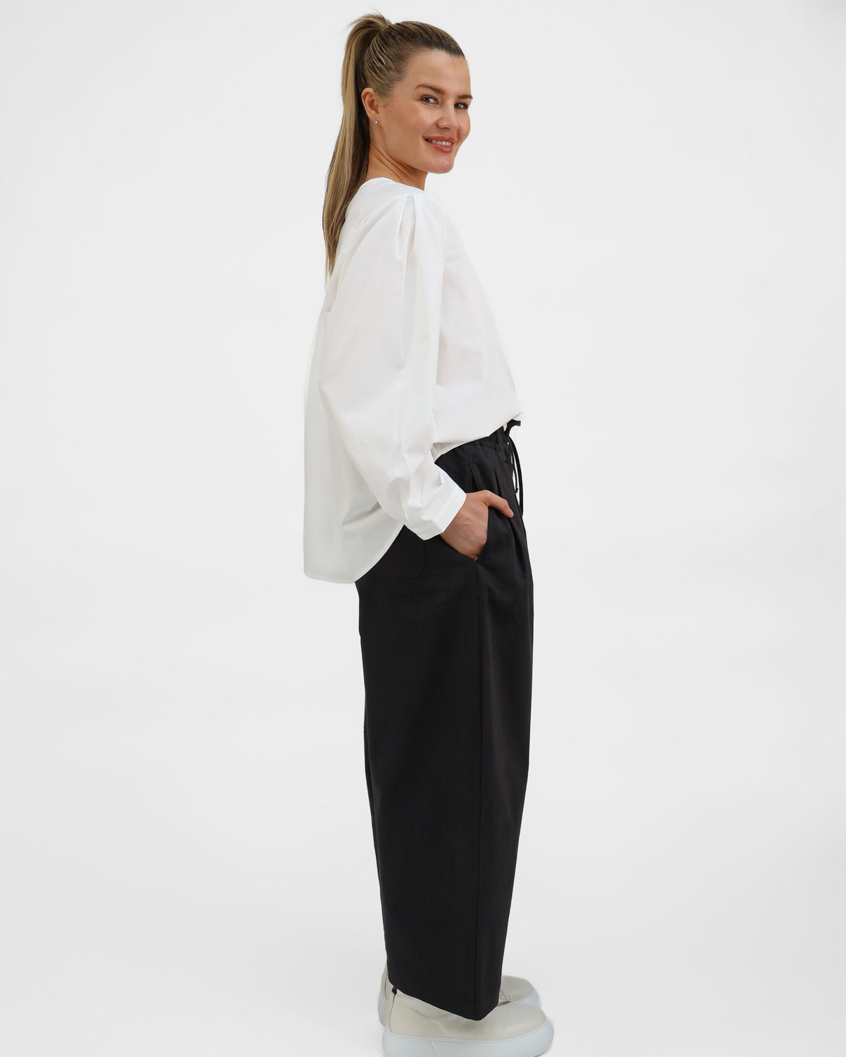 Diffusion by Kate Pants Tokyo Cotton Pants in Black