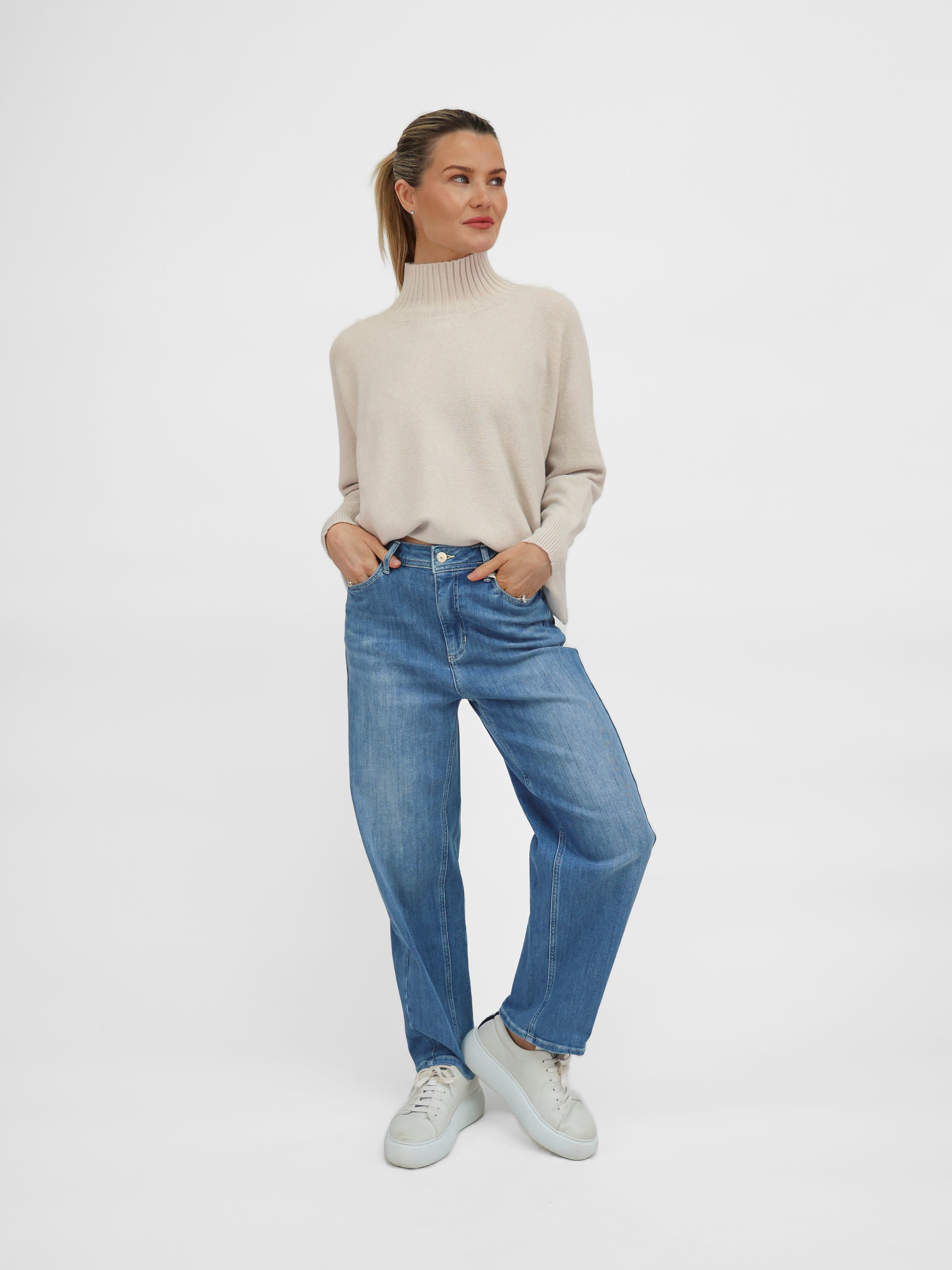 Diffusion by Kate Sweater One Size Josep Long Sleeve Sweater in Sand