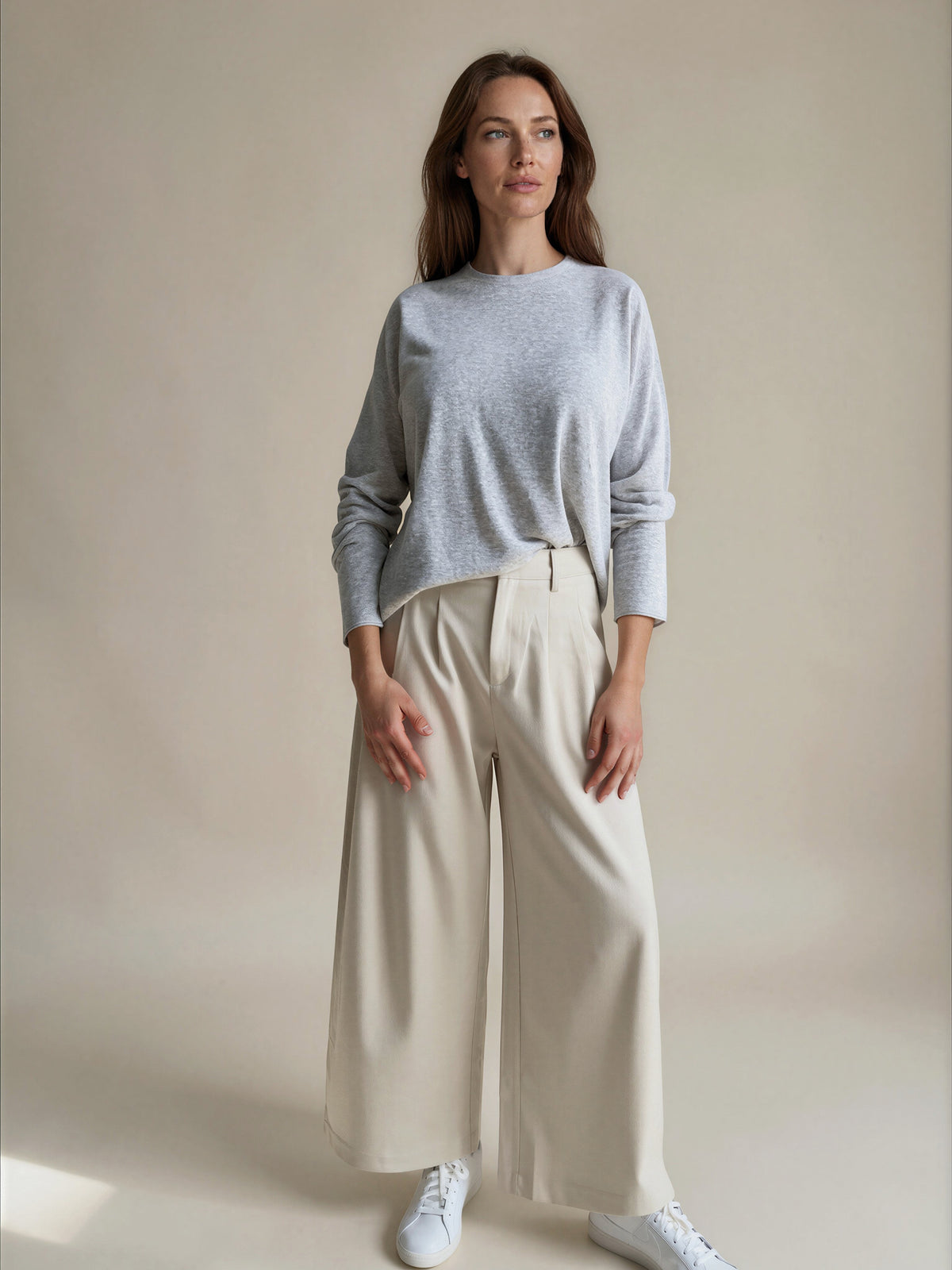 Diffusion by Kate Top One Size Lena Cotton/Linen Mix Long Sleeve Tee in Grey