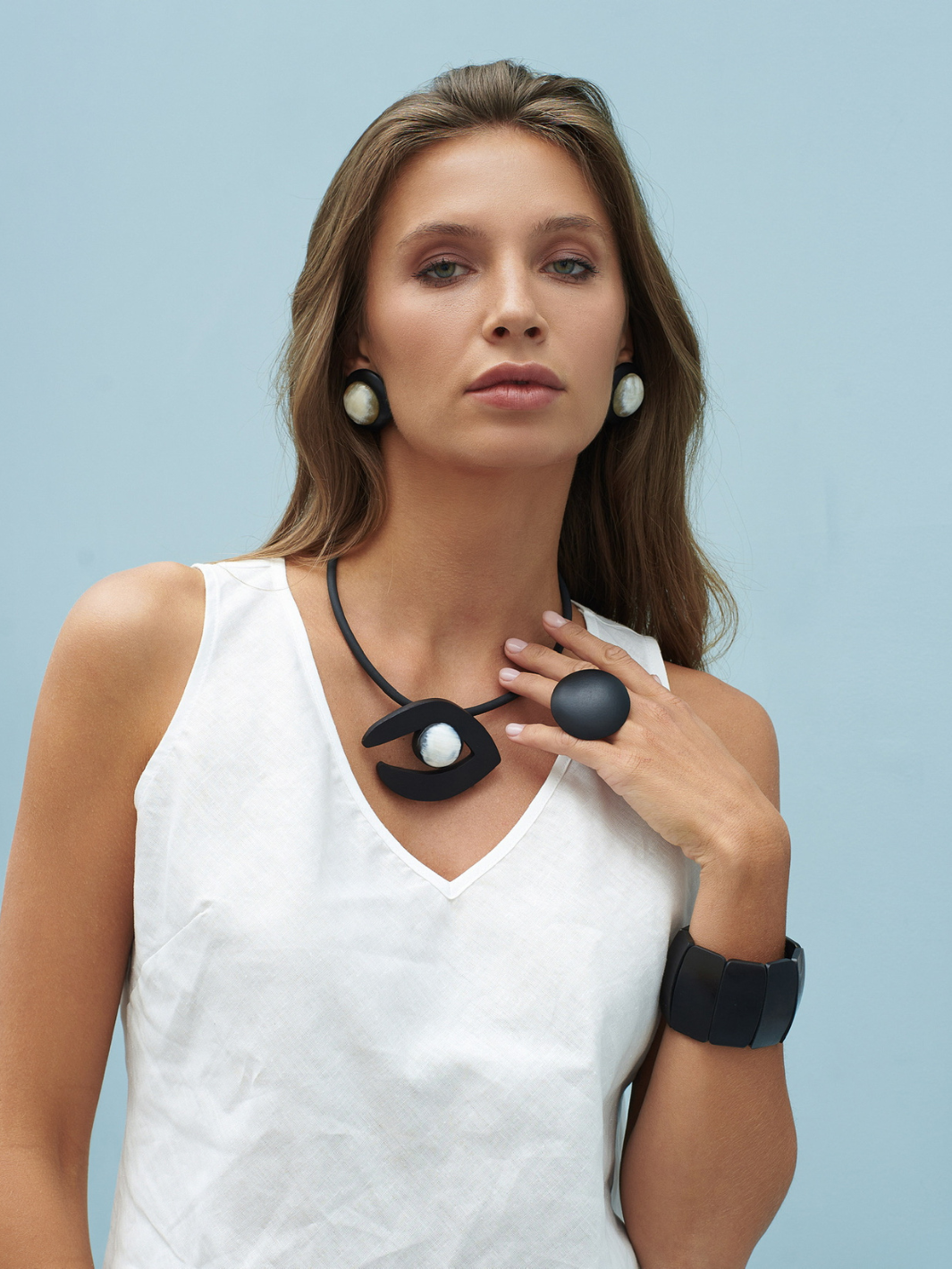 Diffusion.ie Jewellery One Size Mango Wood & Buffalo Horn Eye-Shaped Necklace