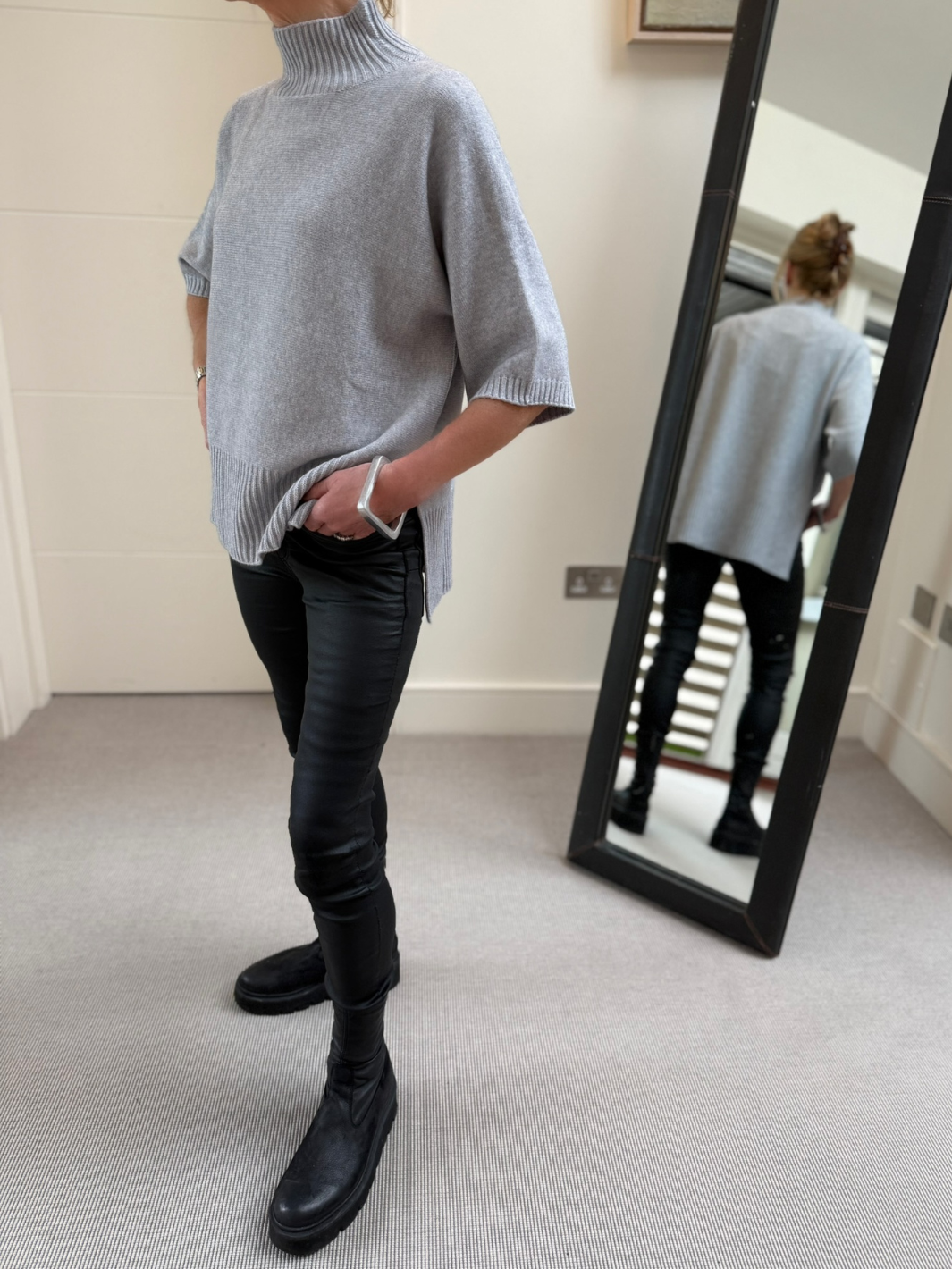 Diffusion.ie Knitwear One Size Josep Long Length Jumper In Soft Grey