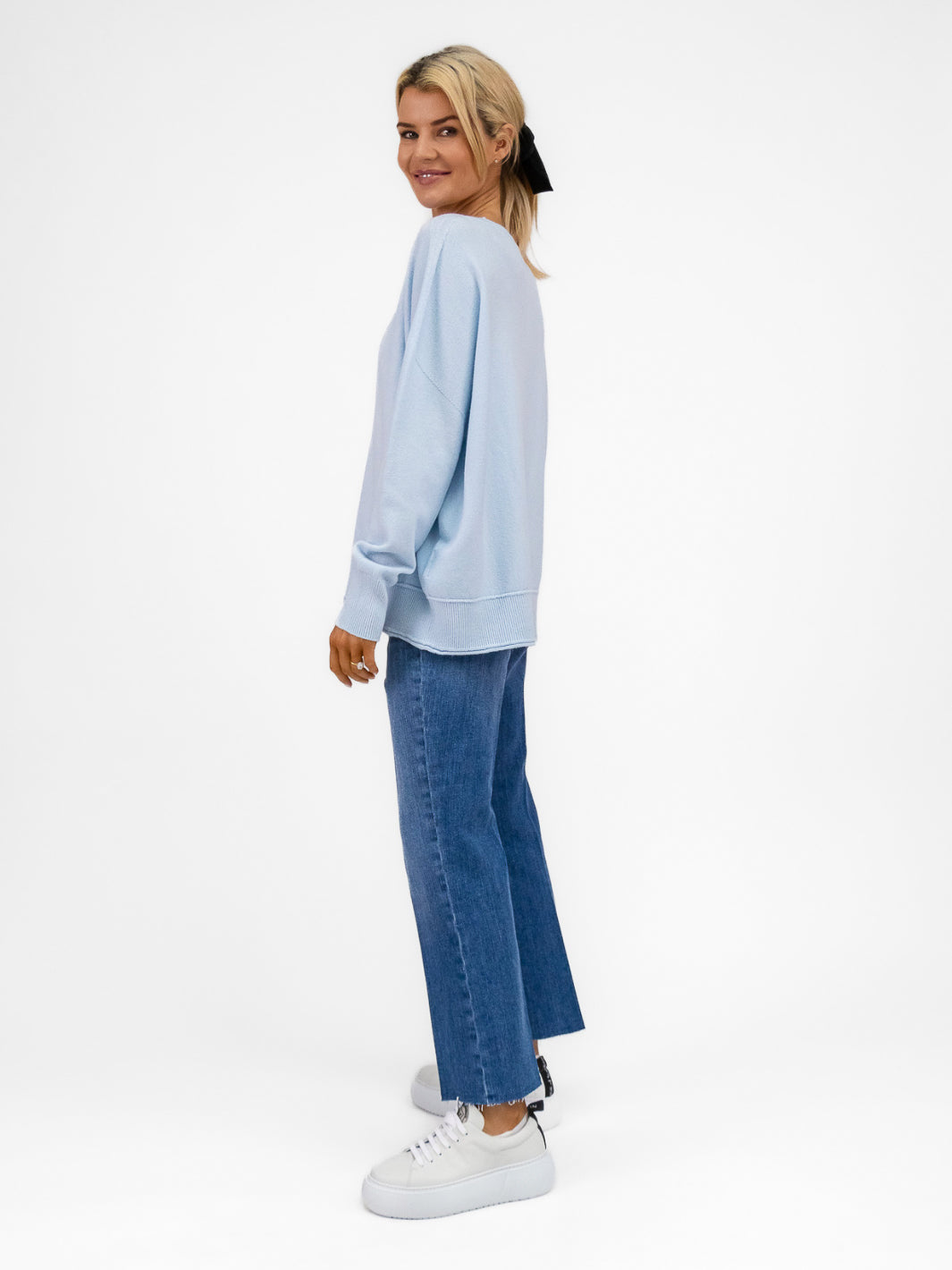 DIFFUSION.ie Knitwear One size Sienna V-Neck Jumper in Baby Blue