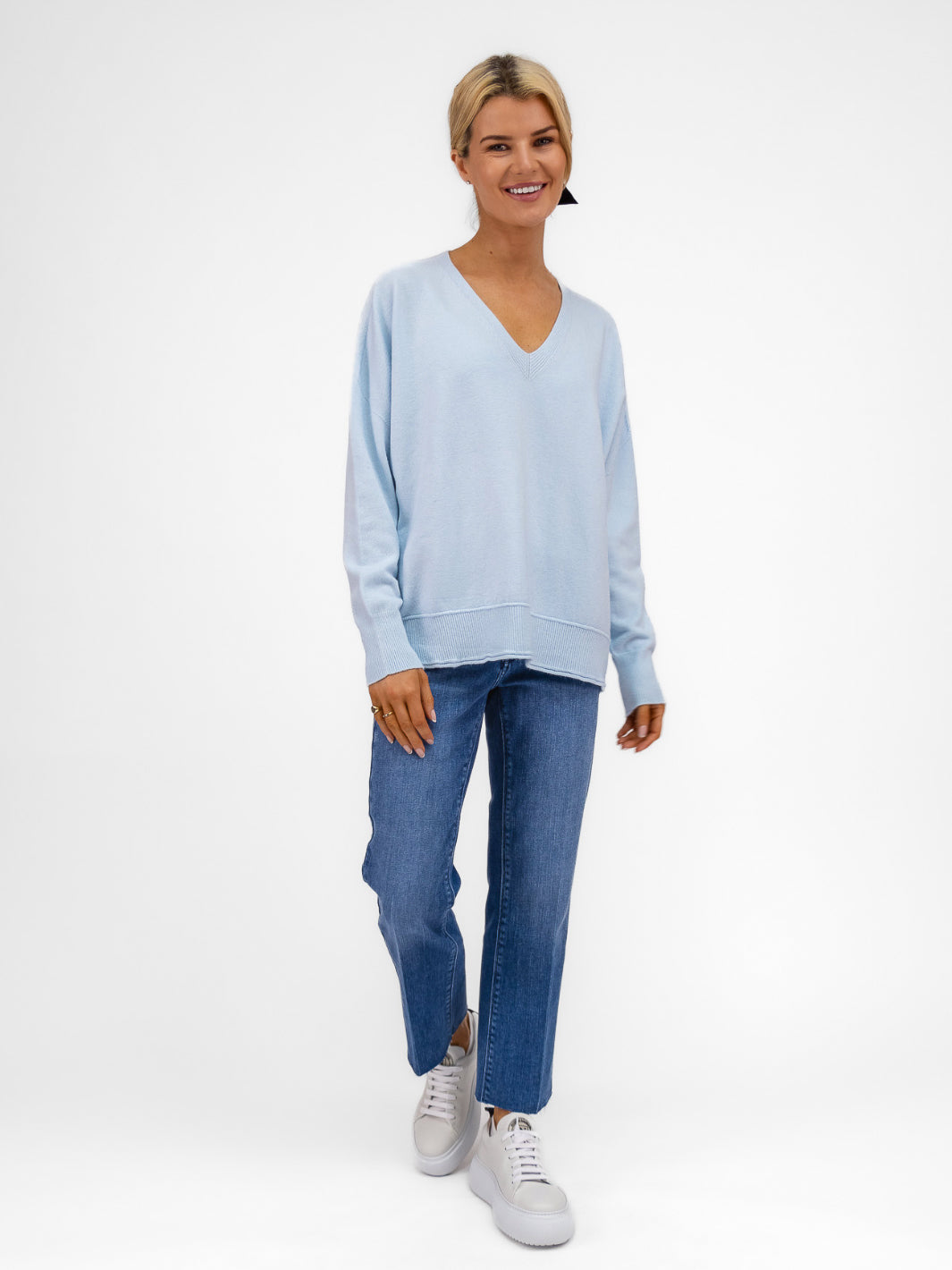 DIFFUSION.ie Knitwear One size Sienna V-Neck Jumper in Baby Blue