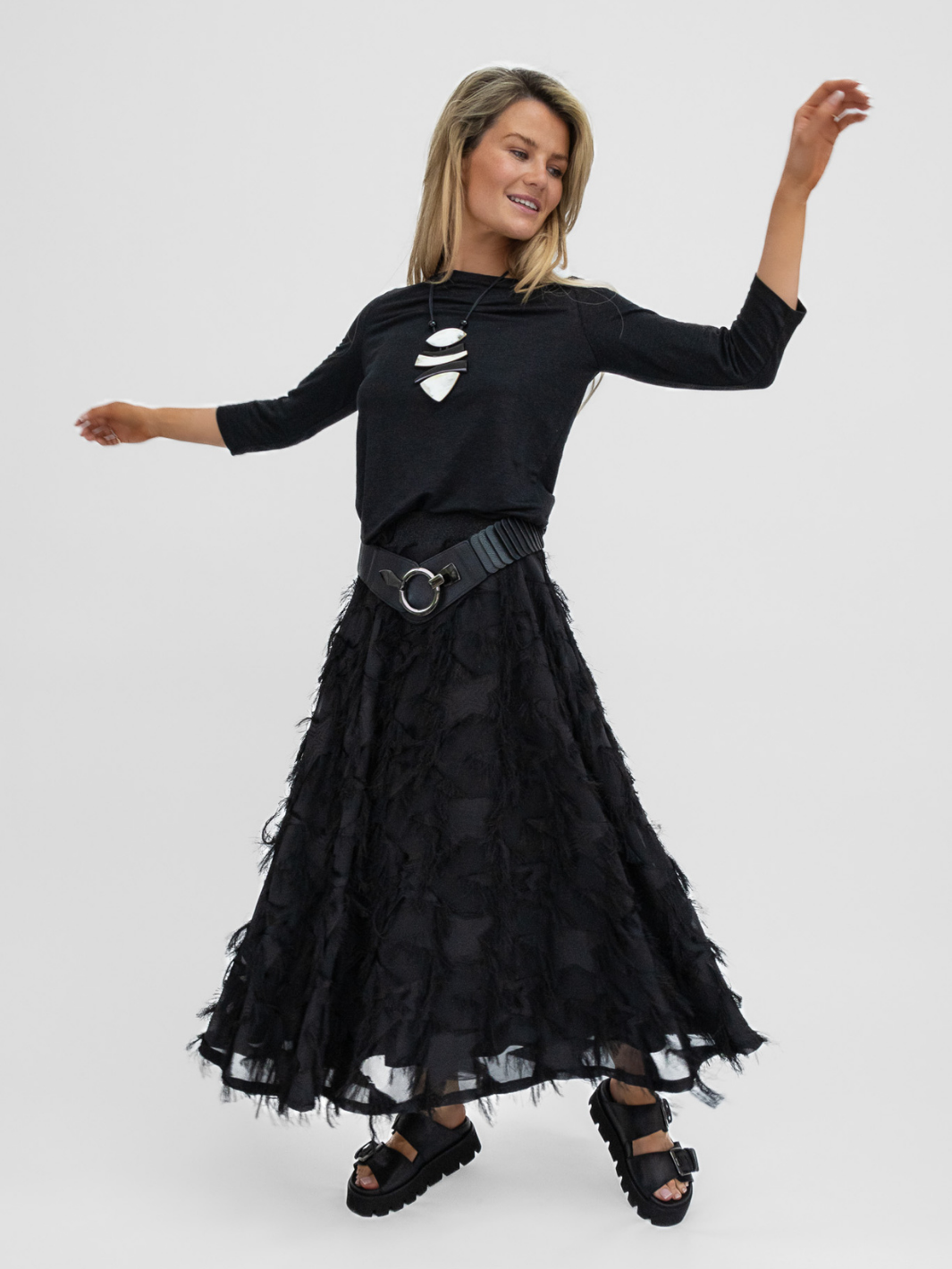 Diffusion.ie Skirt Theatre Feather Skirt in Black