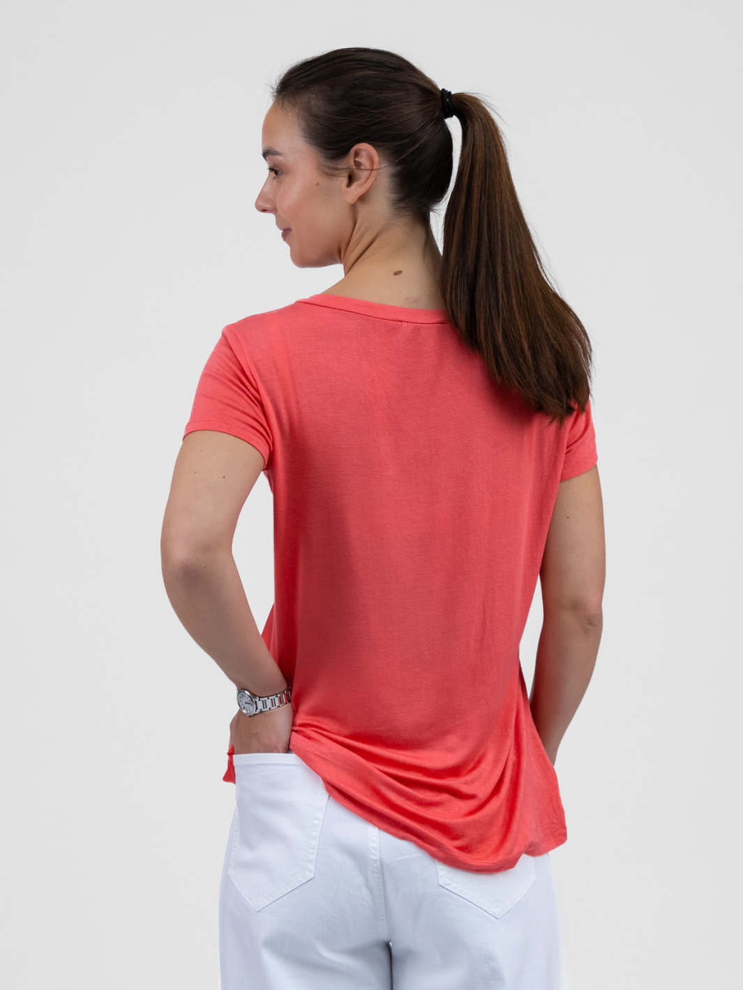 Diffusion.ie Tops One Size Bias Cut Silky V Neck Tee In Coral