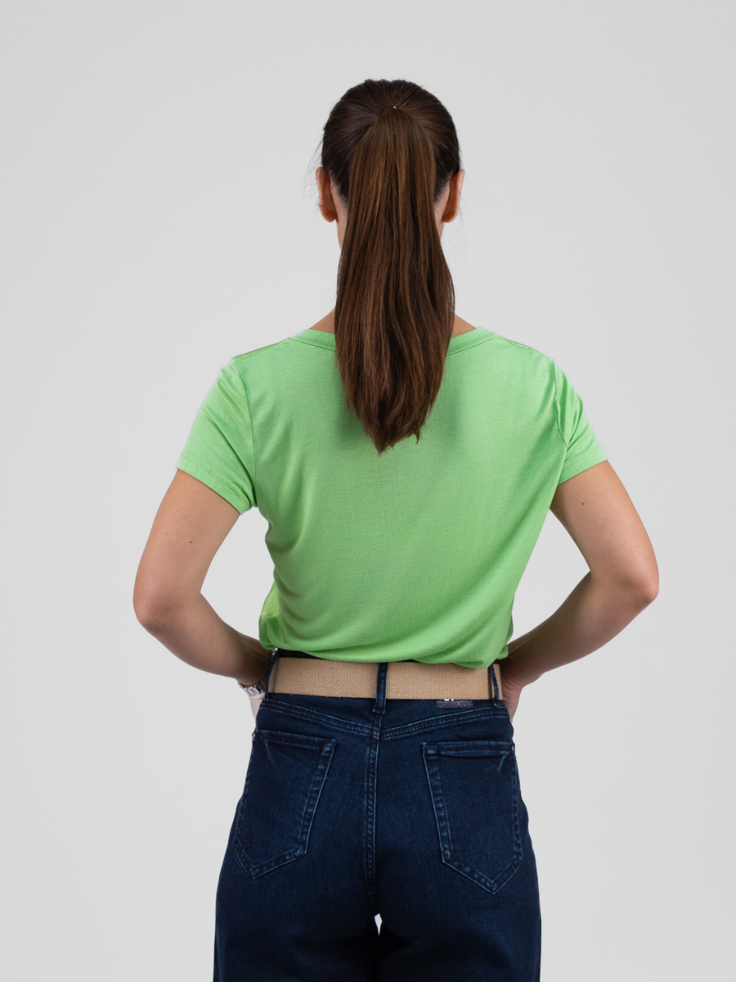 Diffusion.ie Tops One Size Bias Cut Silky V Neck Tee In Lime