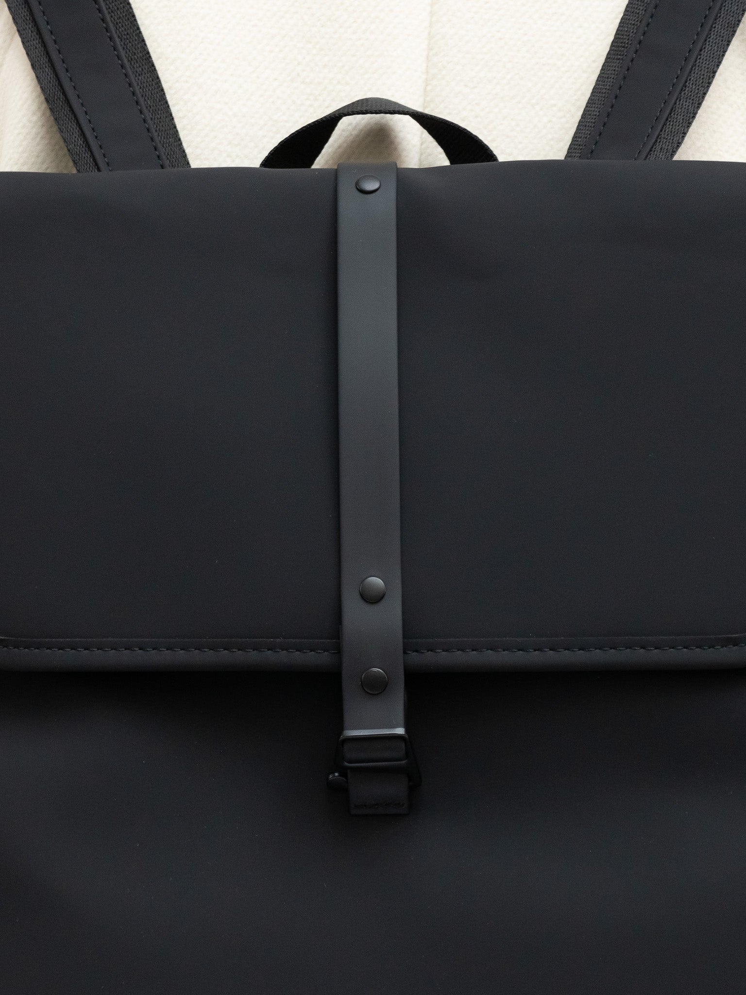 Gaston Luga Bag One Size Däsh Backpack 13" in Black