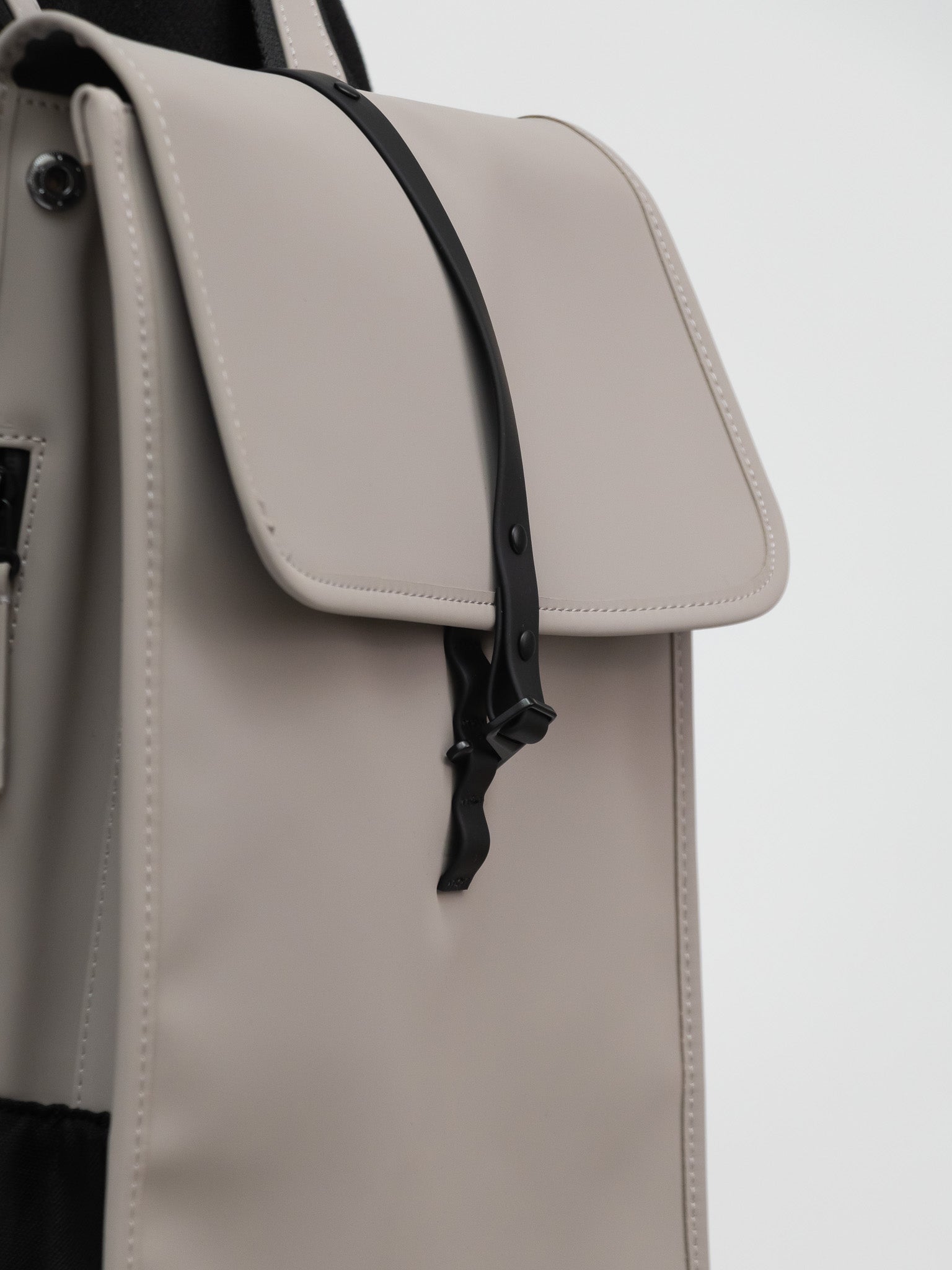 Gaston Luga Bag One Size Däsh Backpack 13" in Taupe