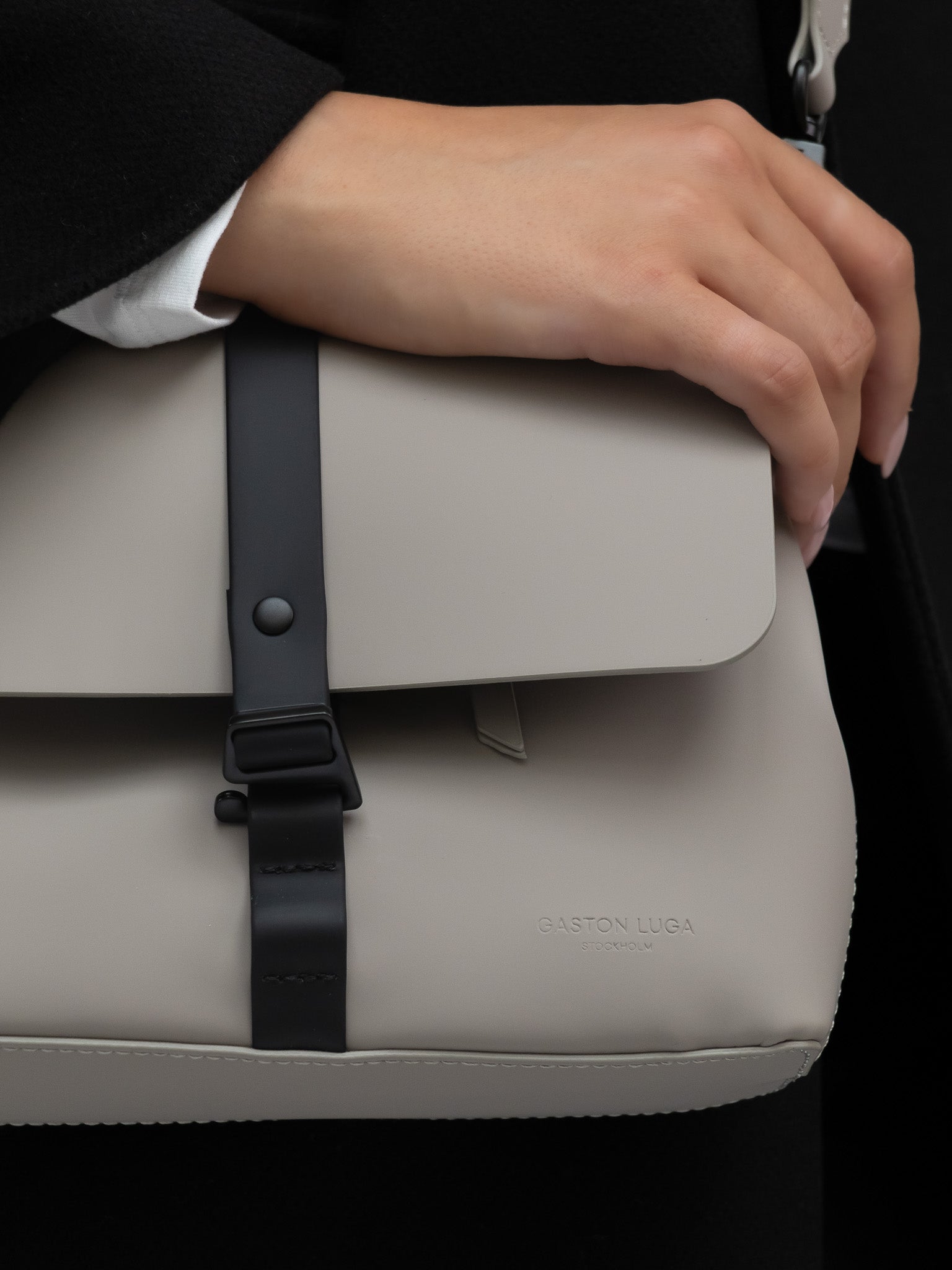 Gaston Luga Bag One Size Spläsh Crossbody Bag in Taupe