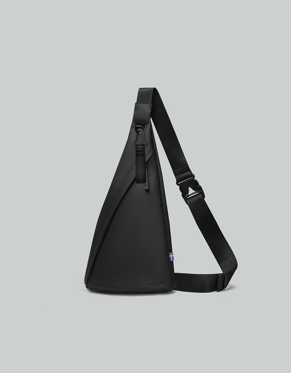 Gaston Luga Bag One Size Spläsh Sling Bag in Black