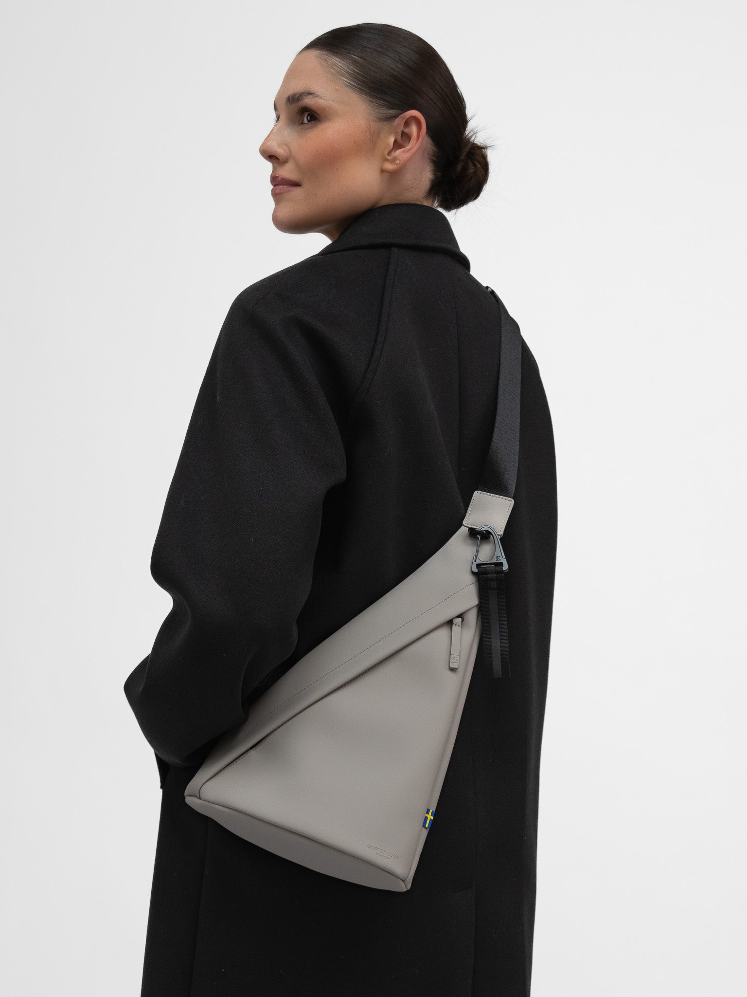 Gaston Luga Bag One Size Spläsh Sling Bag in Taupe