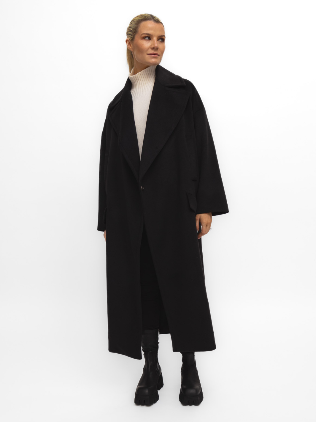 Italian Collection Coat One Size Oversized Coat In Black From The Italian Collection