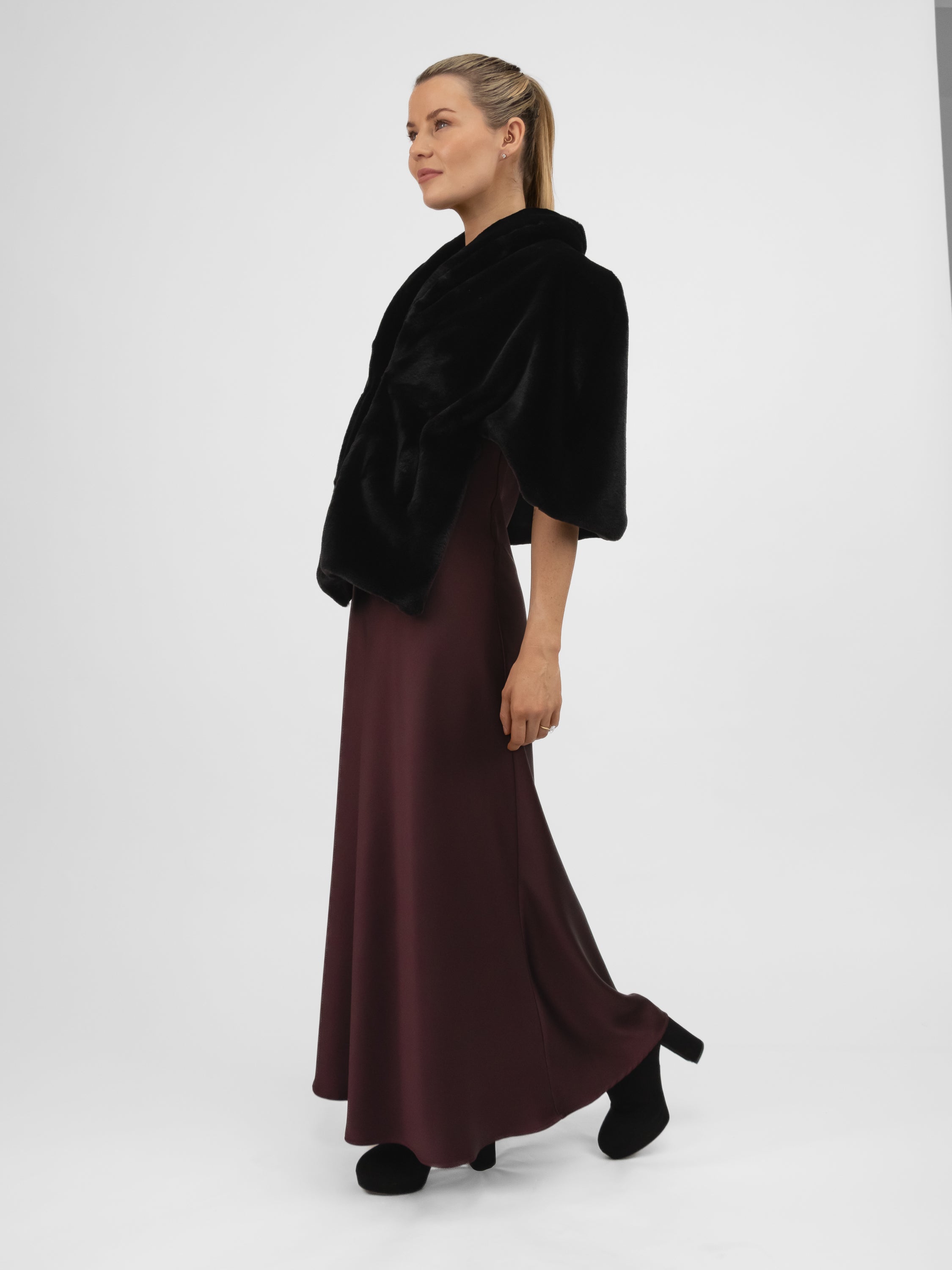 Italian Collection Dress Long Dress with Straps and Lace V-Neckline in Burgundy