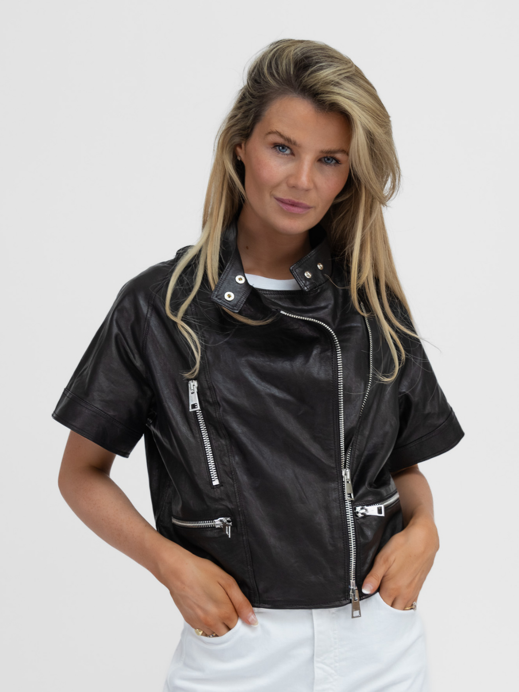 Italian Collection Jacket Cropped Leather Jacket In Black From The Italian Collection