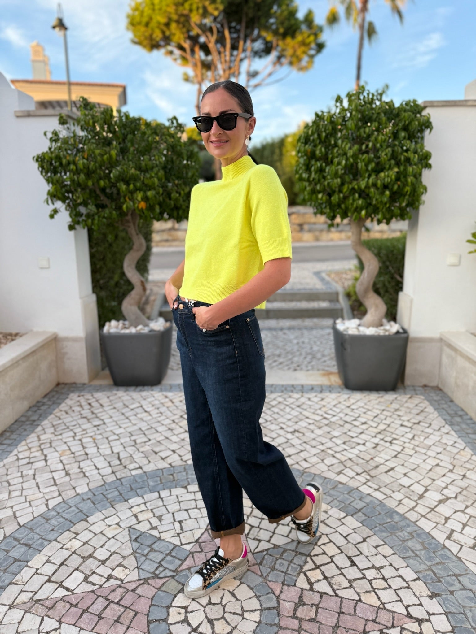 Italian Collection Sweater One Size Gina Short Sleeved Sweater in Trinny Yellow