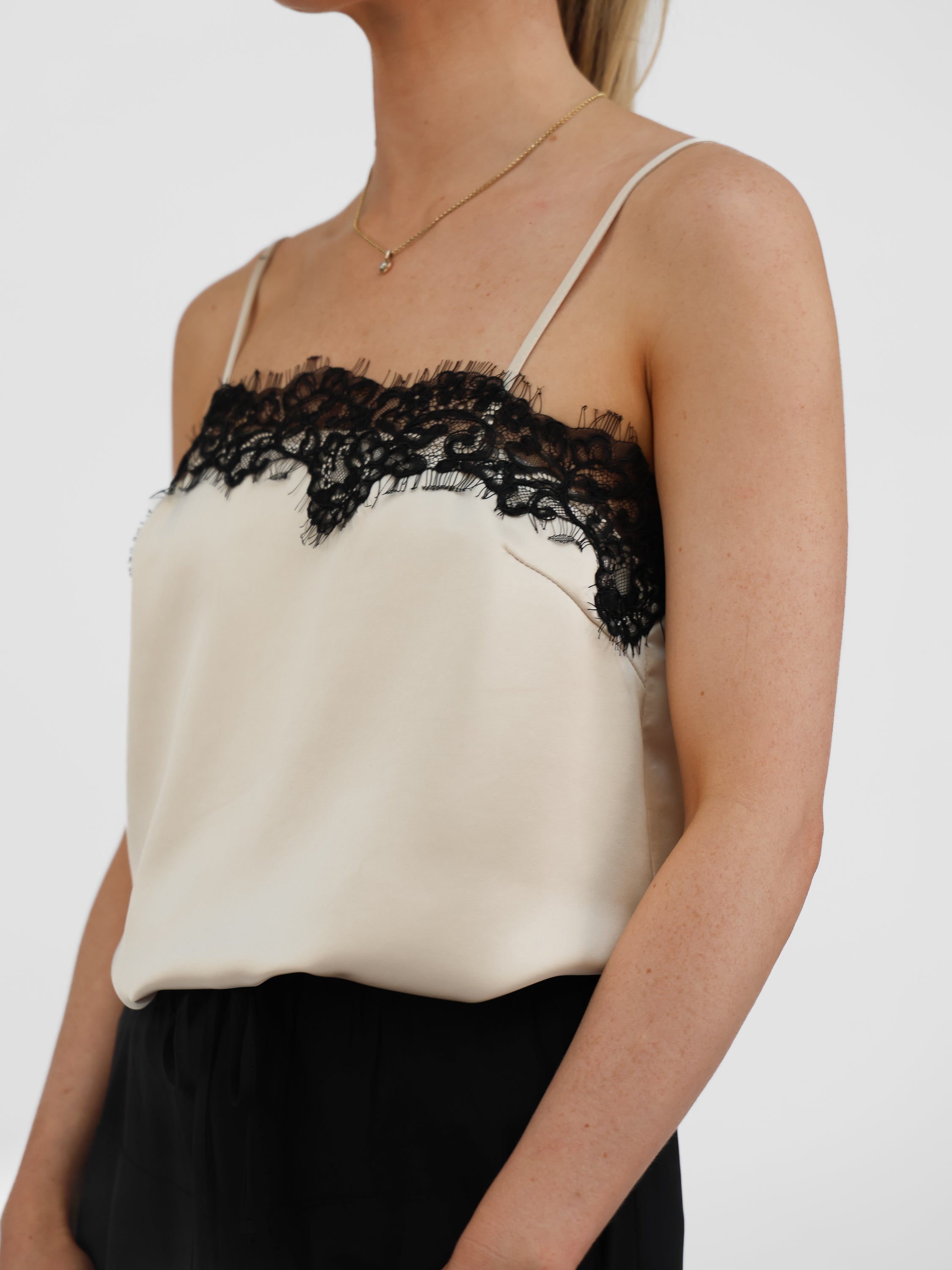 Italian Collection Top Lace Trim Camisole Top in Cream