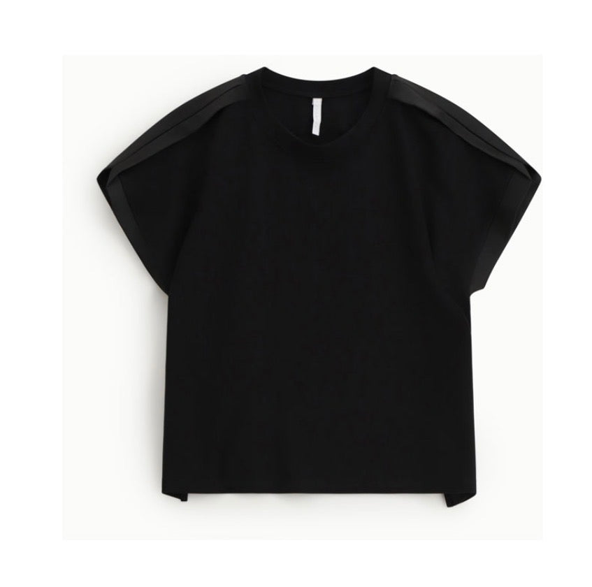 Italian Collection Top Travel Top in Black