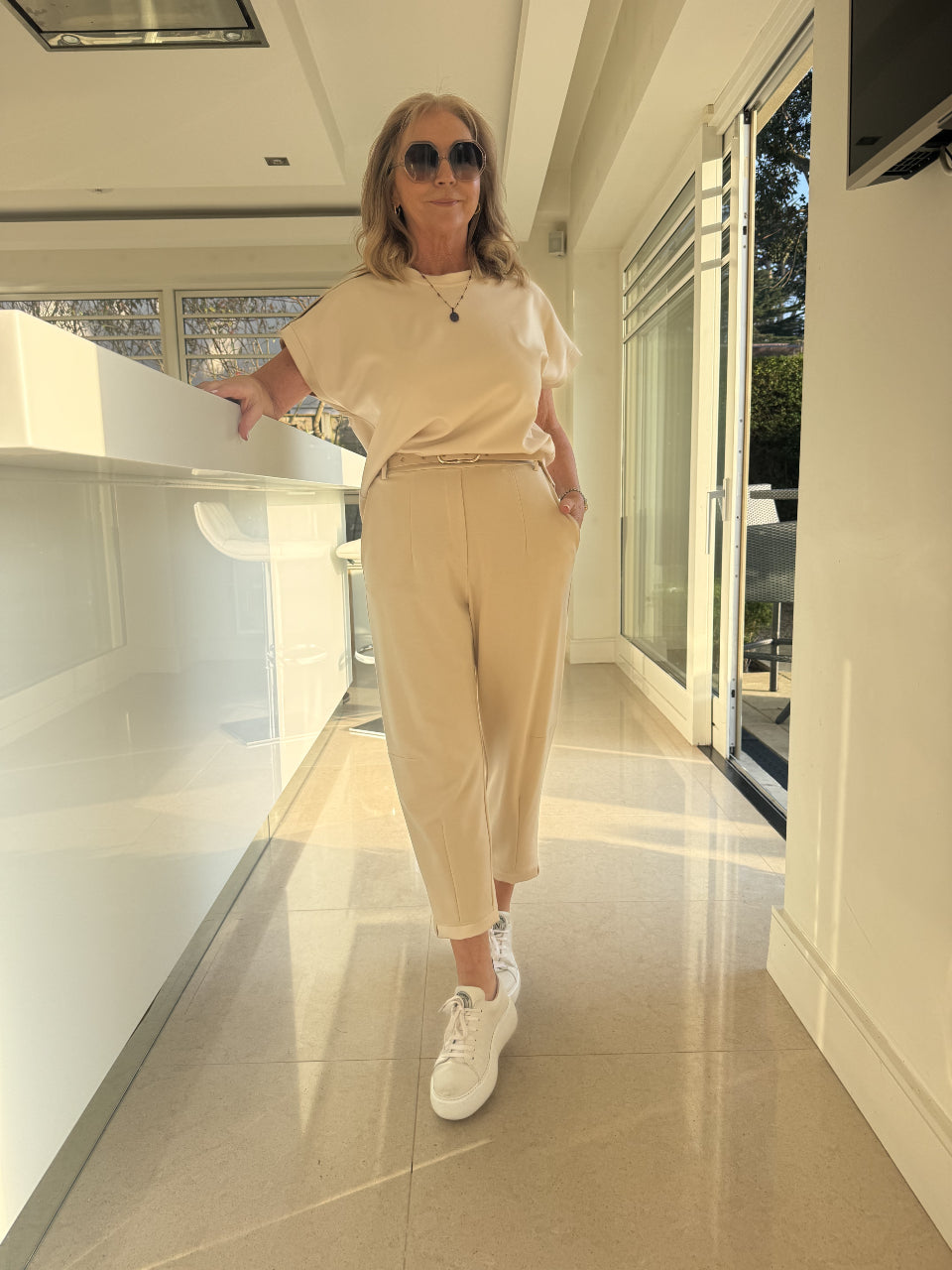 Italian Collection Trousers Travel Pants in Cream