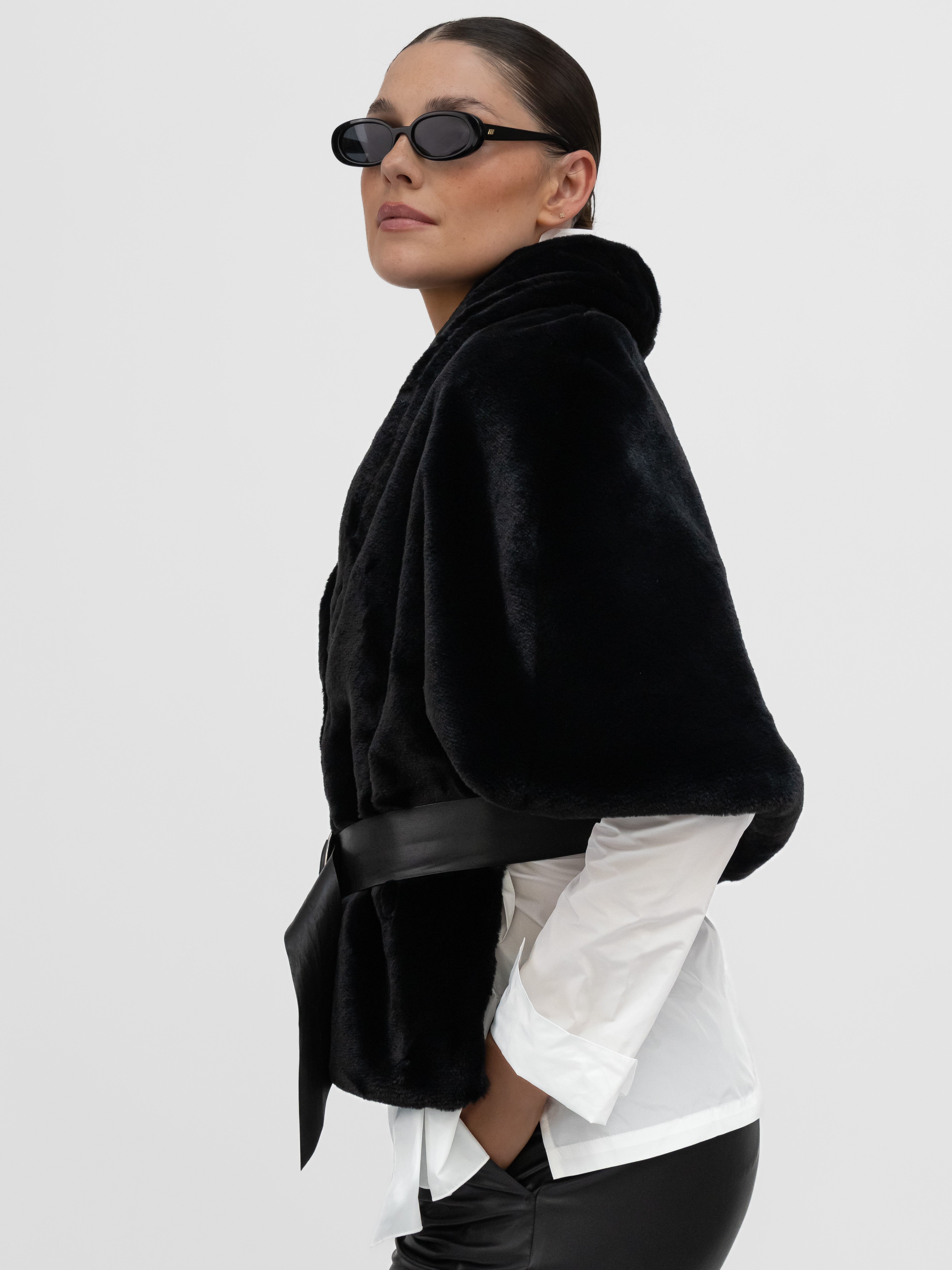 La Haine Inside Us Cape One Size Faux Fur Cape in Black