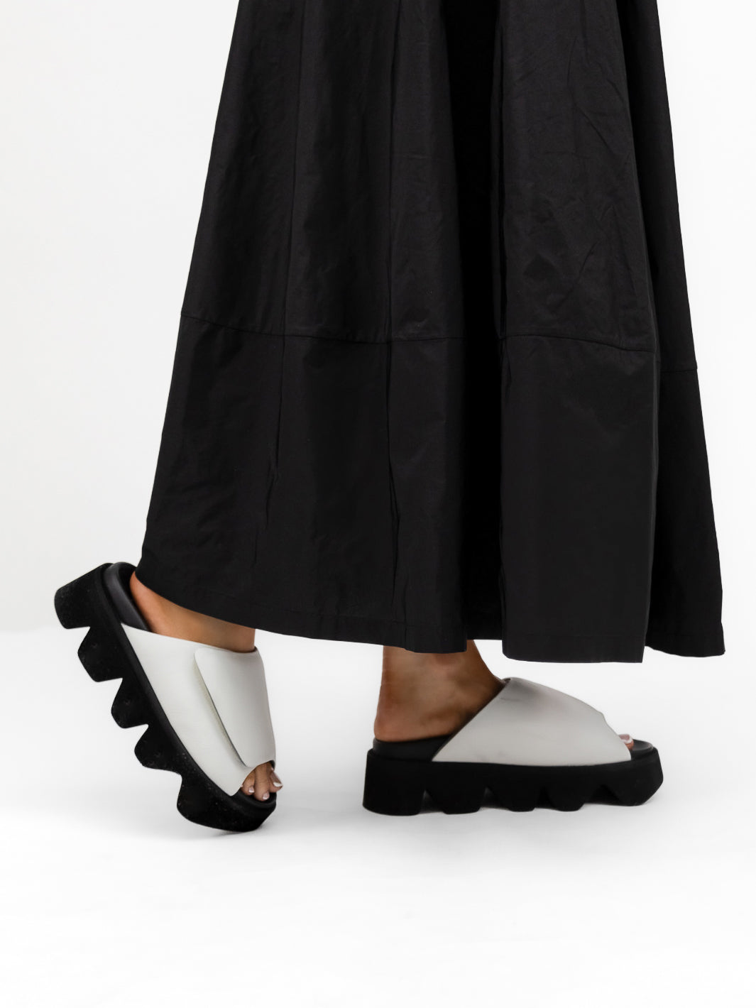 Lofina Shoes Platform Sandal Sliders In Bianco From Lofina