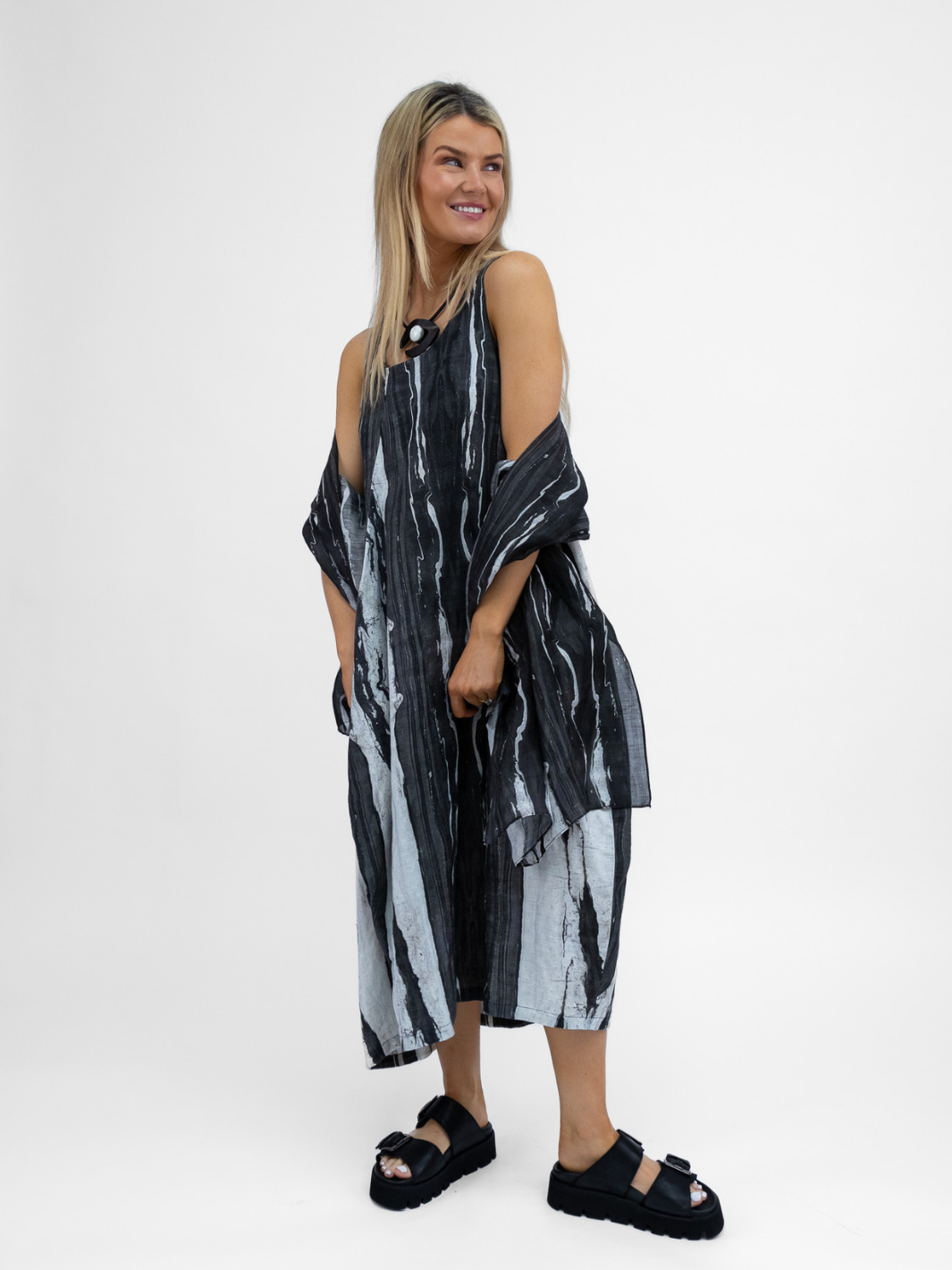 Lotus Eaters Scarf One Size Pashmina In Off White And Black From Lotus Eaters