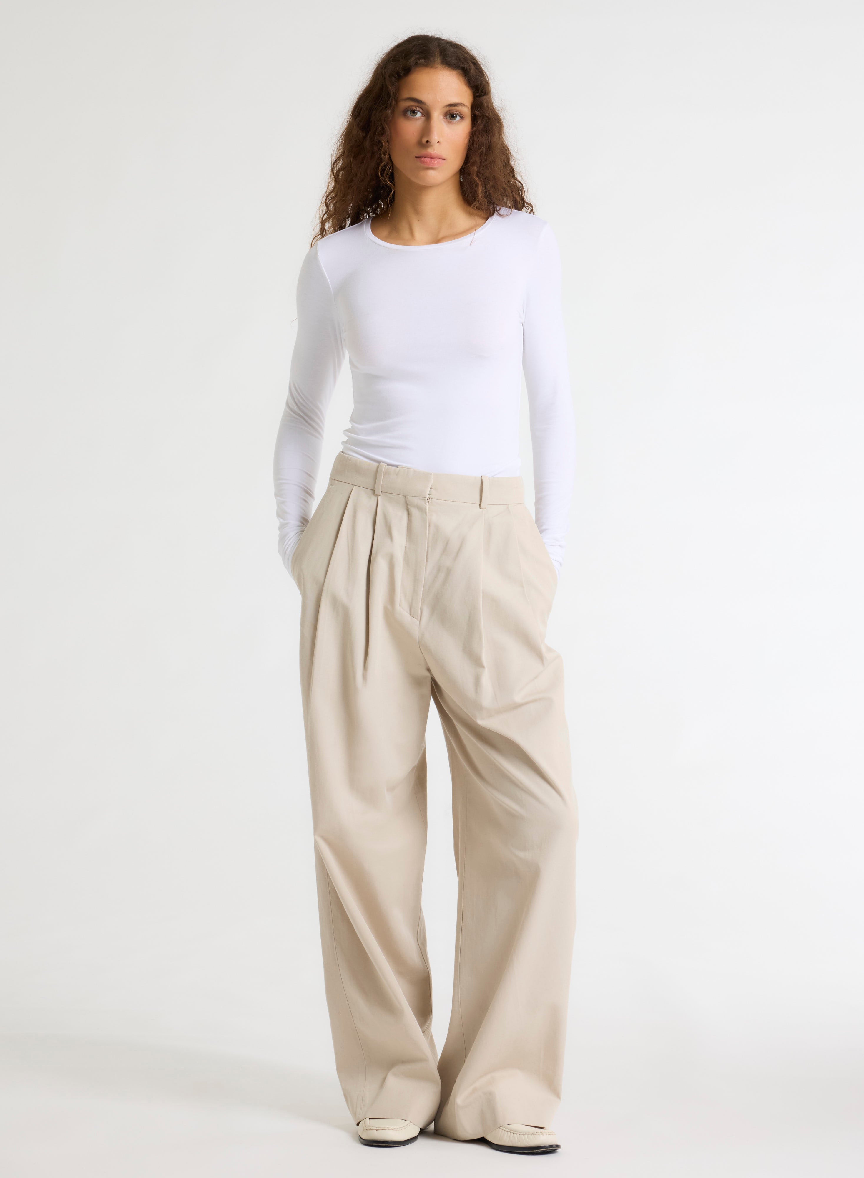 Majestic Filatures T-Shirt Ally Round Neck Long Sleeve Tee in White