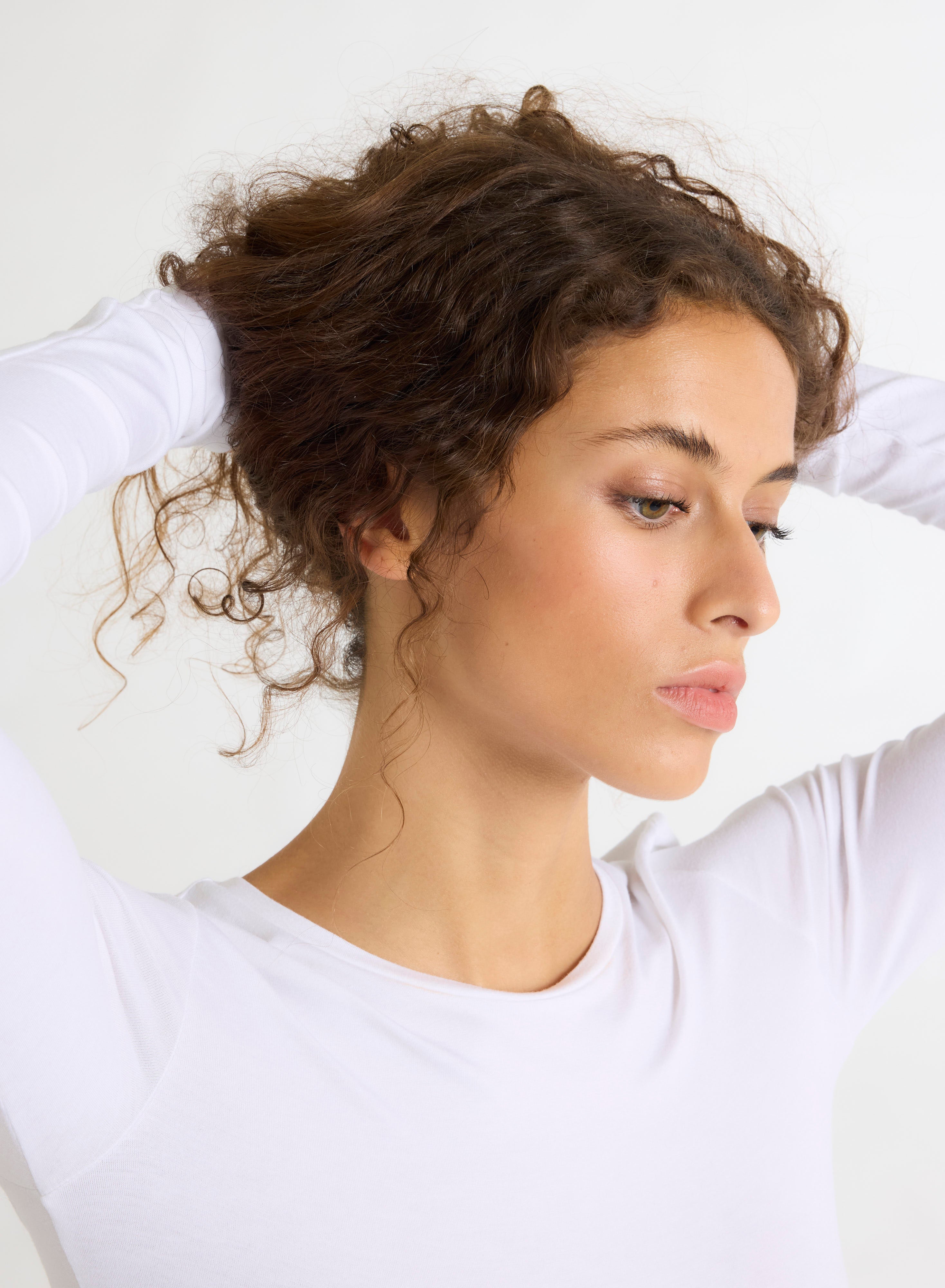 Majestic Filatures T-Shirt Ally Round Neck Long Sleeve Tee in White