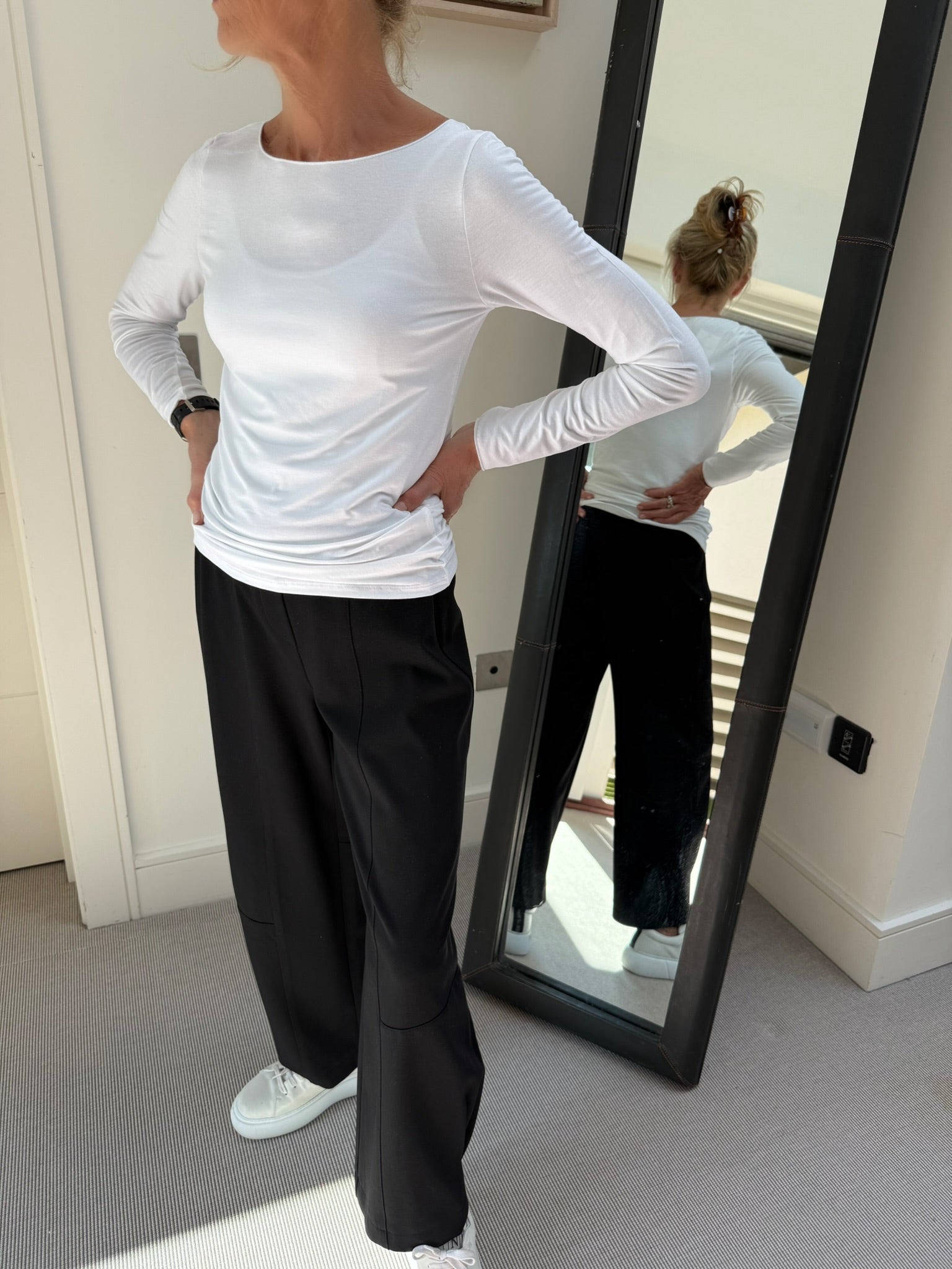 Majestic Filatures T-Shirt Boat Neck Long Sleeve Tee in White