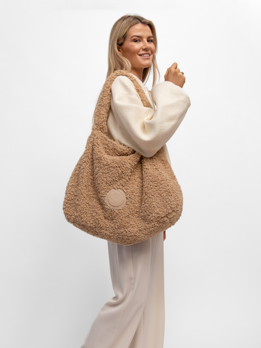 Nude of Scandinavia Bags One Size Nude of Scandinavia Handy Teddy Handbag in Beige