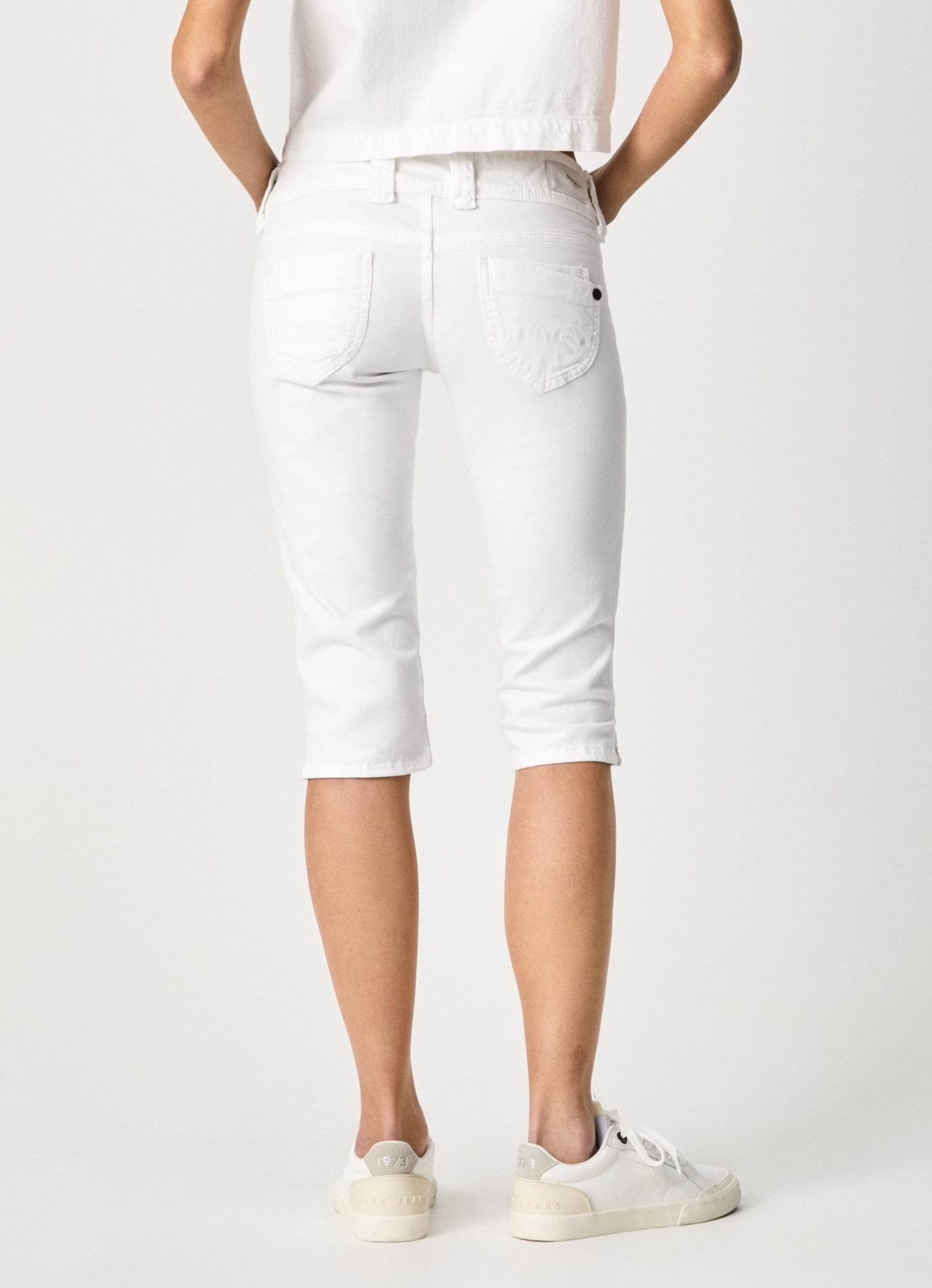 PEPE London Jeans Pepe Venus Crop Jeans in White