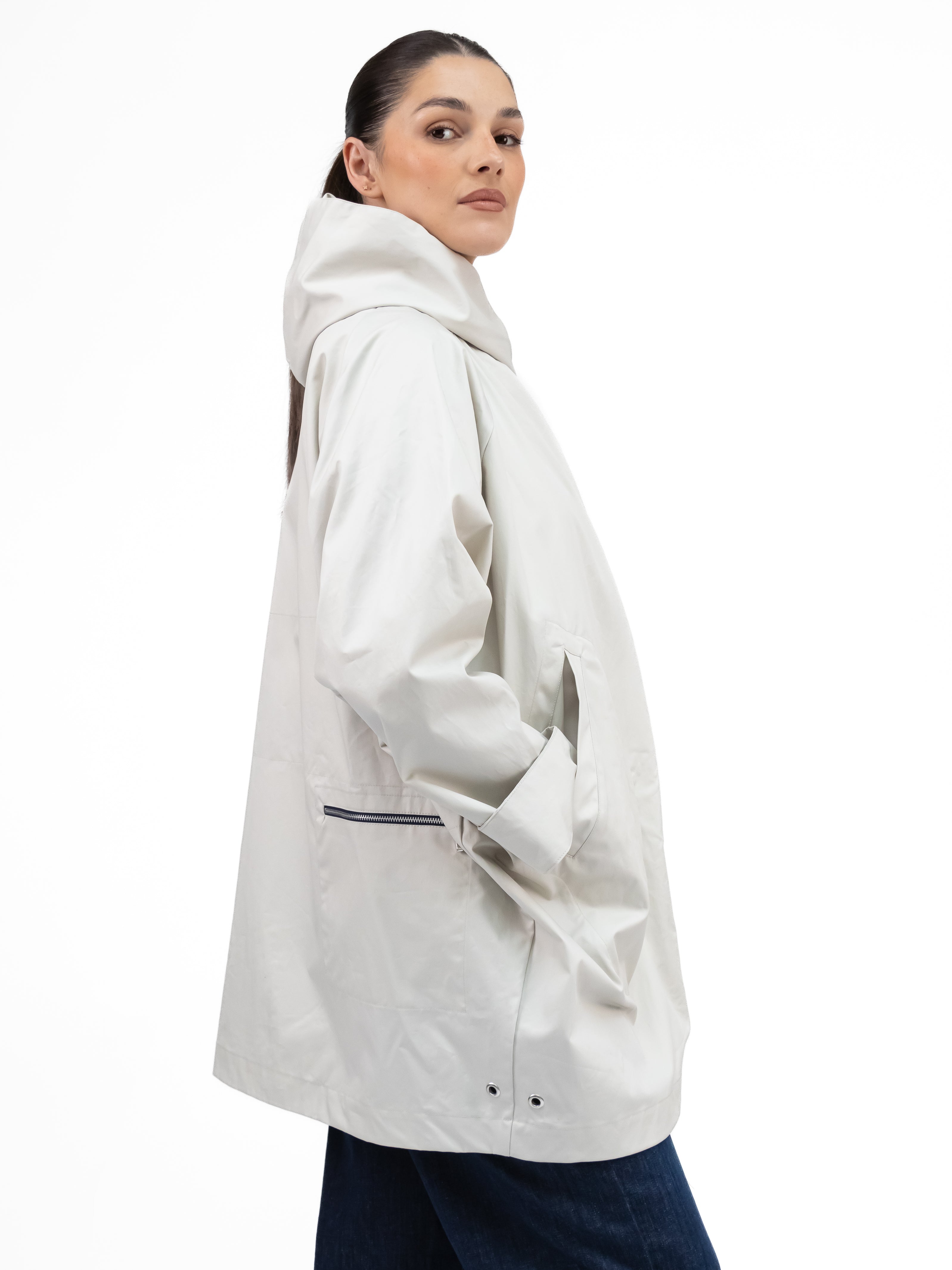 Prêt pour Partir Parkas Paola Cow Parka in Chalk