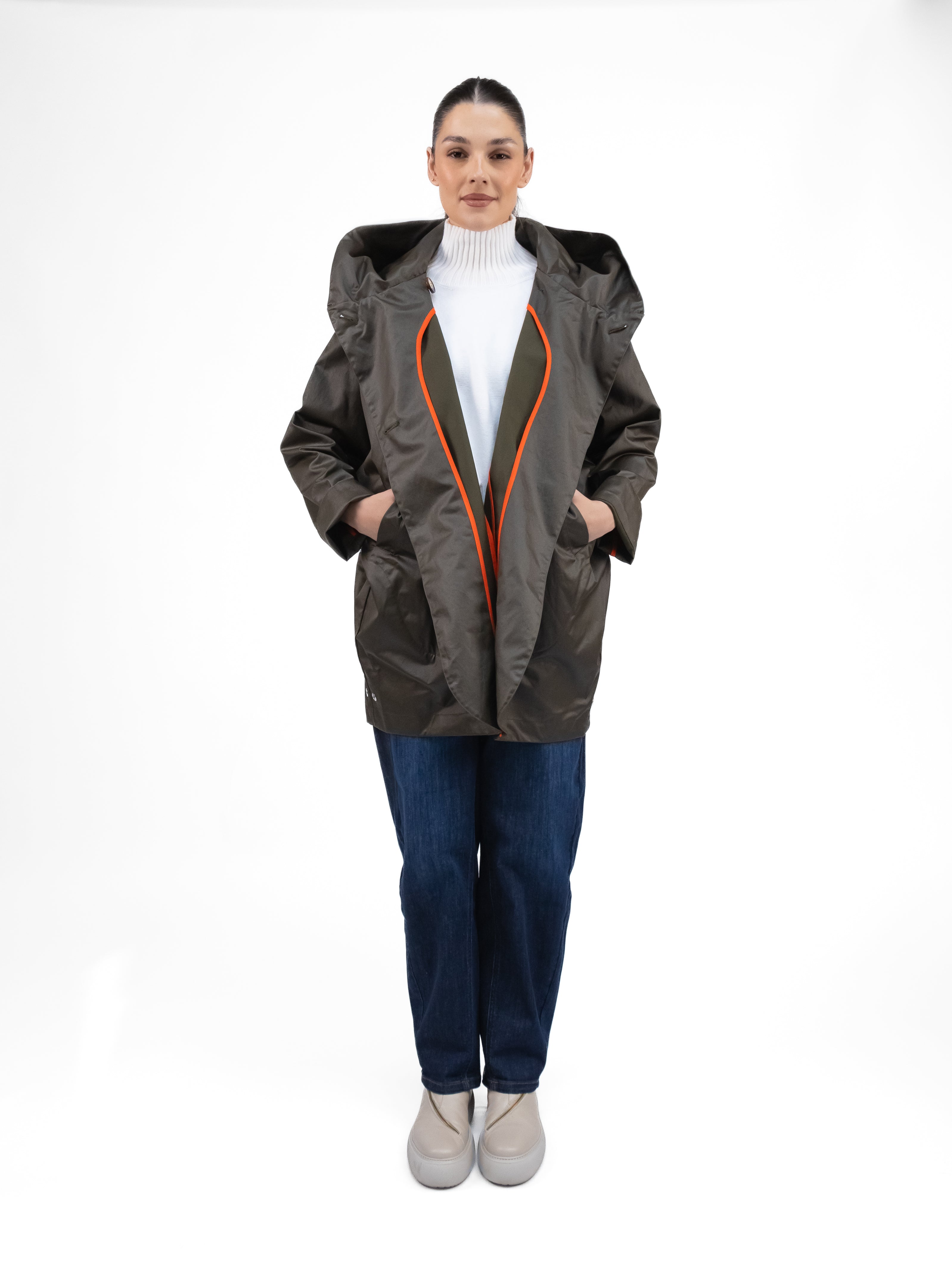 Prêt pour Partir Parkas Paola Cow Parka in Olive