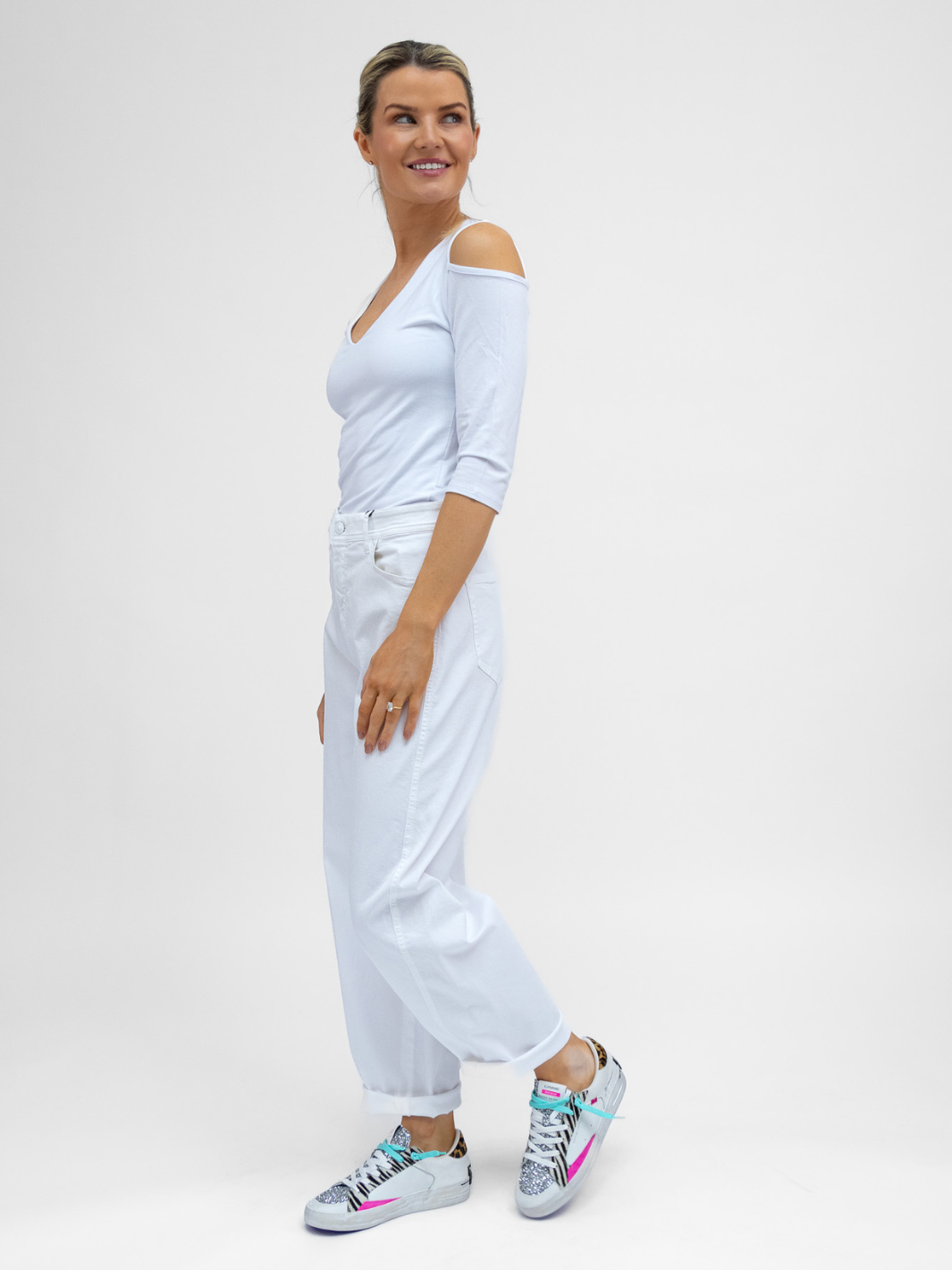 Raffaello Rossi Trousers Hanni Barrel Shape Jeans In White Denim From Raffaello Rossi