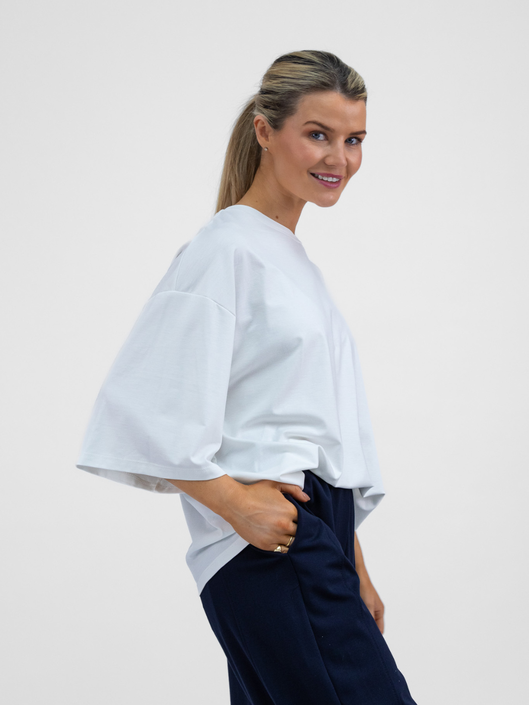 The Italian Collection Top Alva Travel T-Shirt In Soft White From The Travel Collection