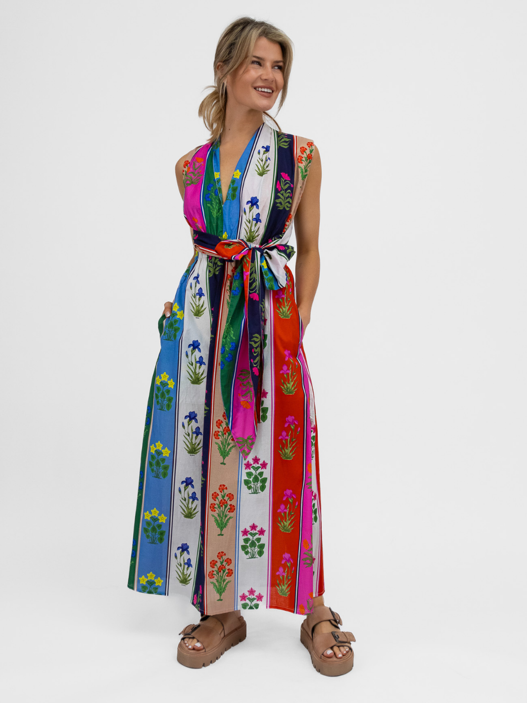 Vilagallo Dress Cruzado Cotton Dress In Flores Print From Vilagallo