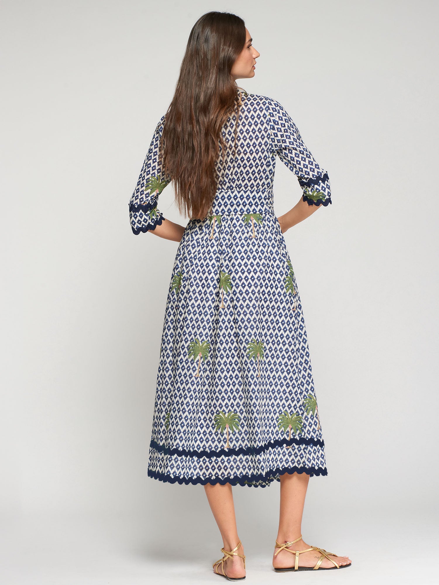 Vilagallo Dress Dress Brenda Maxi in Ikat Palm Print
