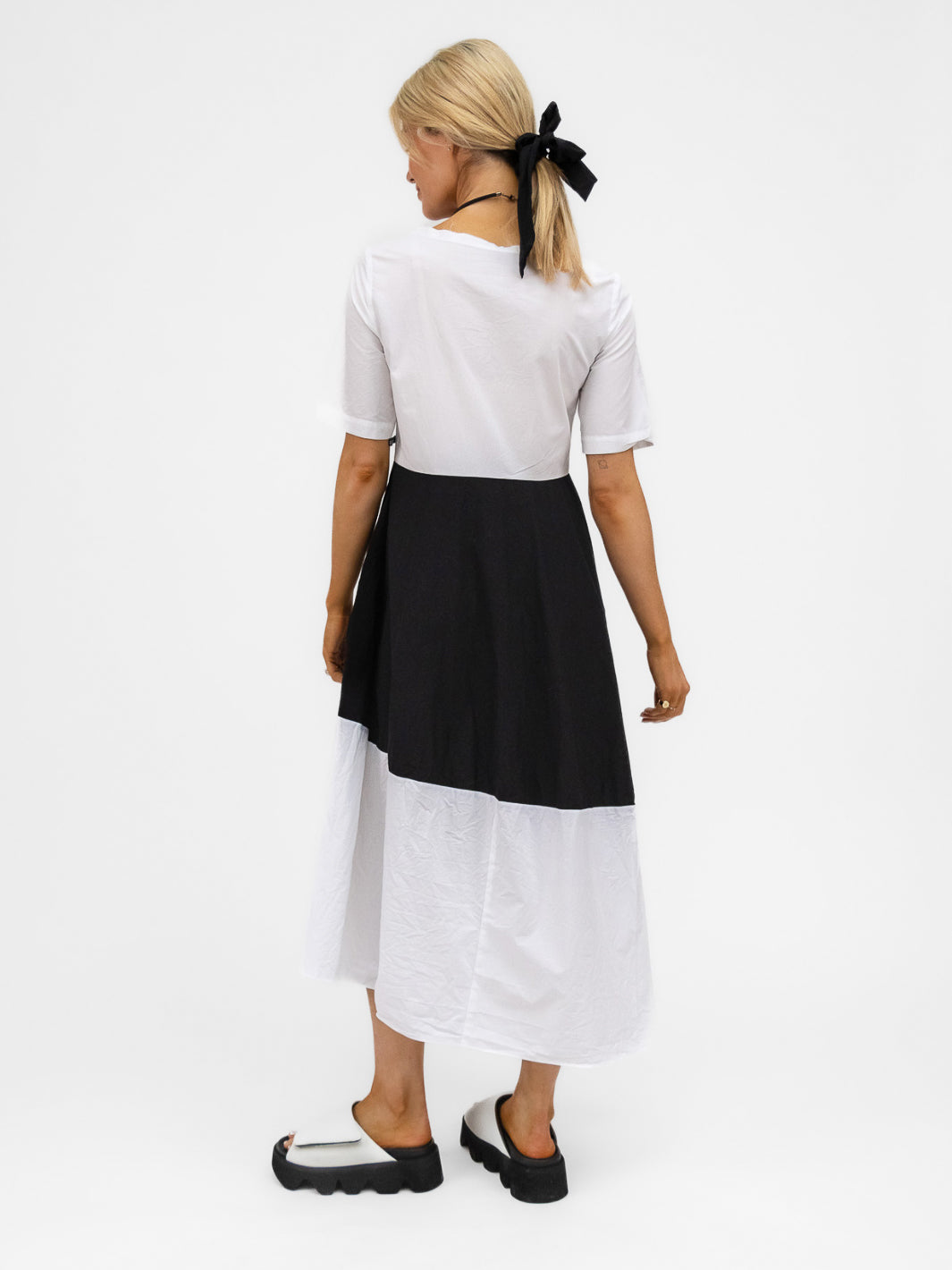 Xenia Design Dress RIKO Dress In White And Black From Xenia Design