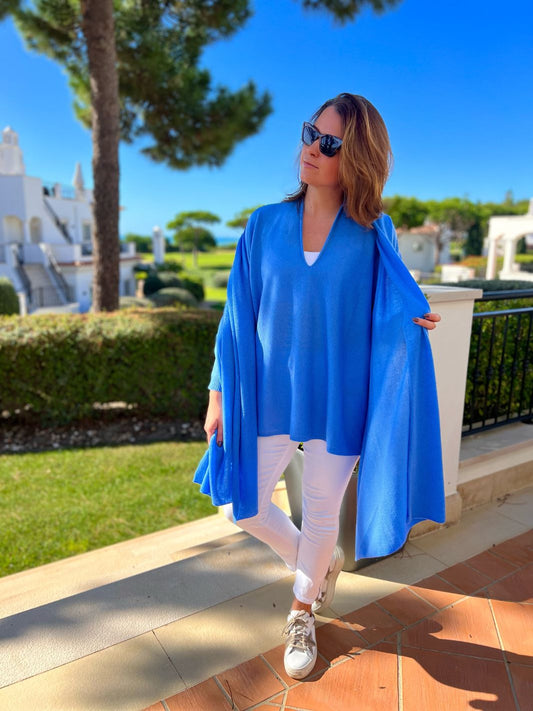 Cashmere by Kate Knitwear One Size Cashmere Wrap in Azure Blue