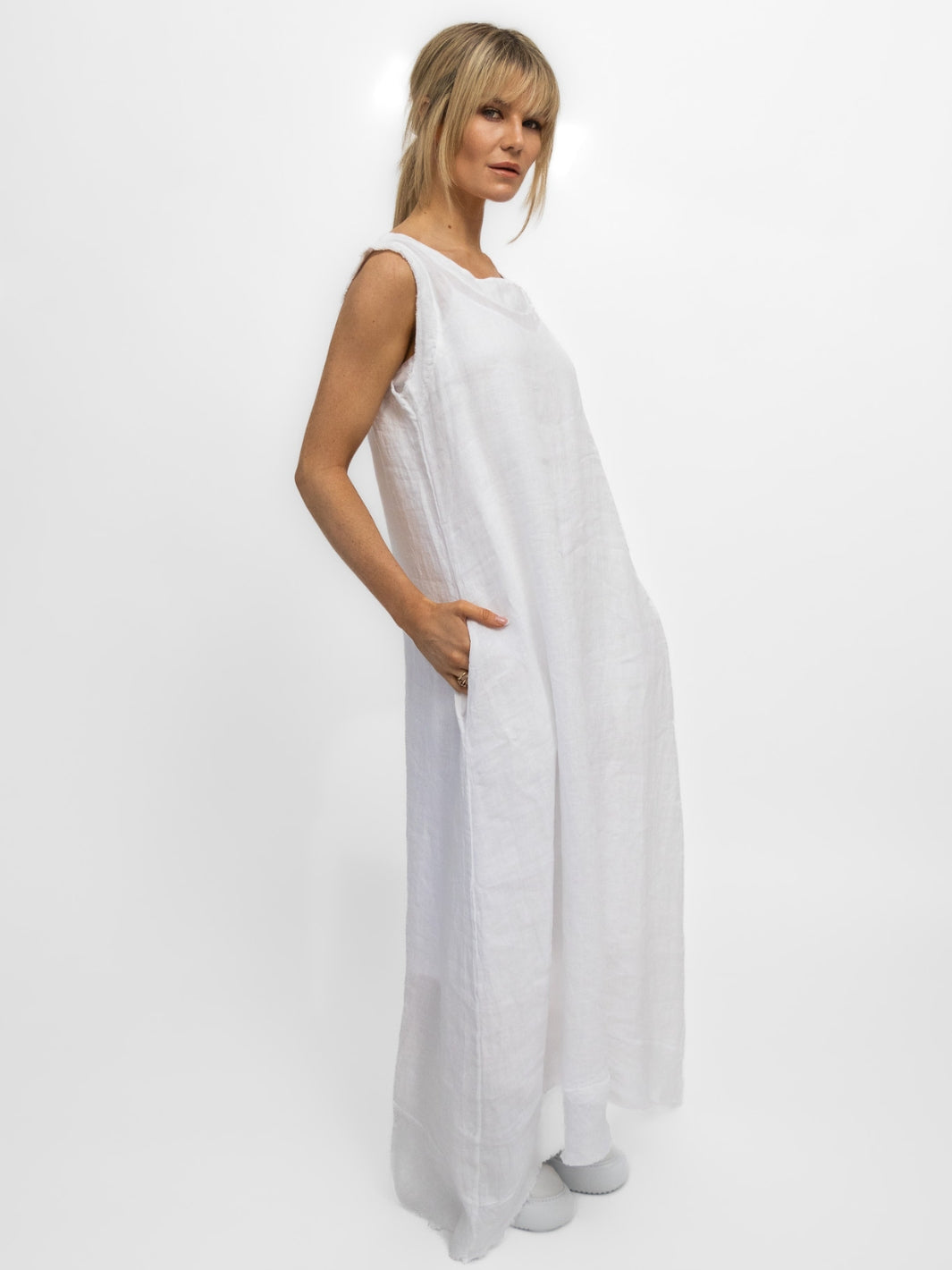 Diffusion by Kate Dress One Size Linen Maxi Dress in White