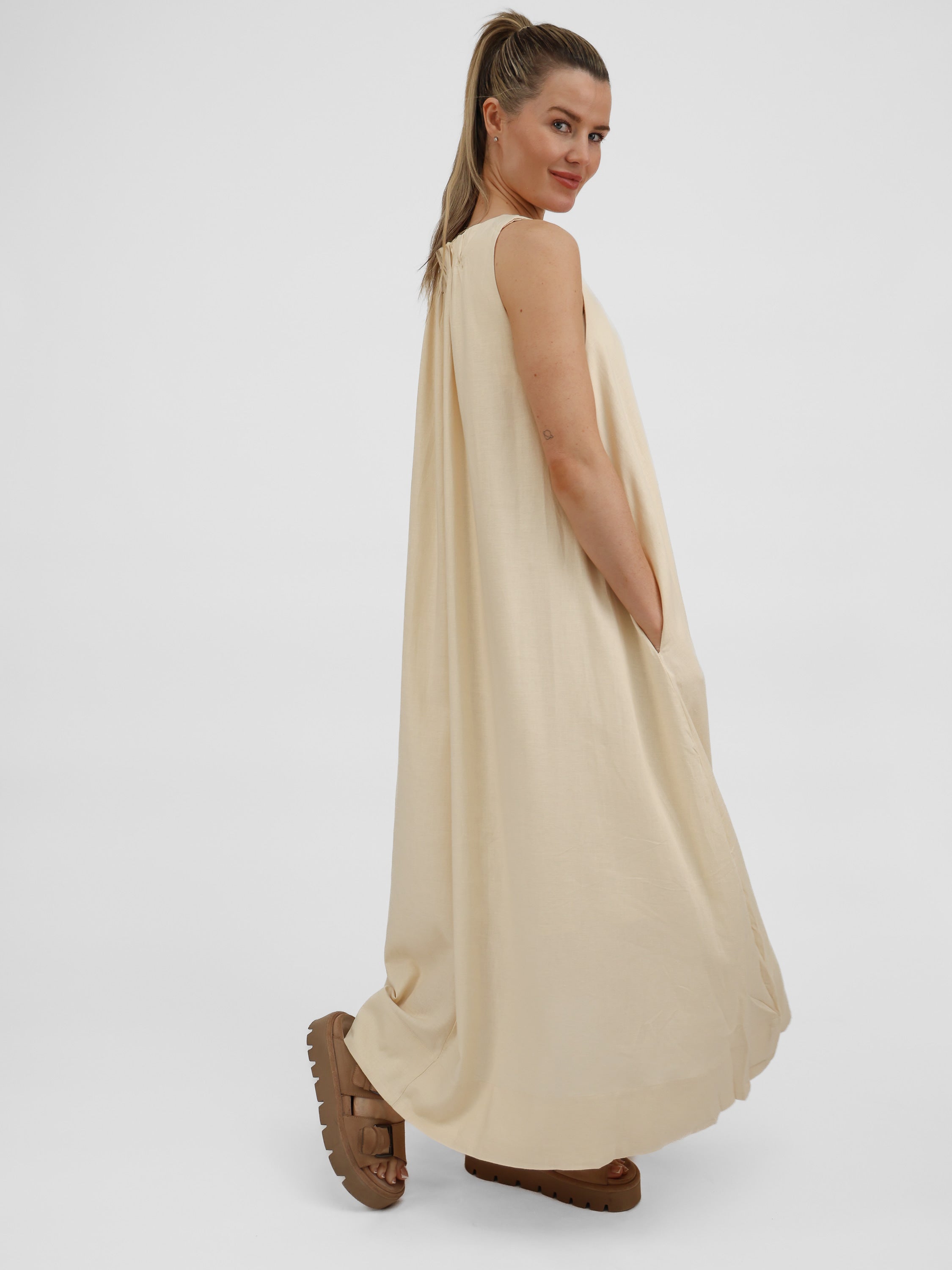 Diffusion by Kate Dress One Size Robin Linen Mix Dress in Vanilla