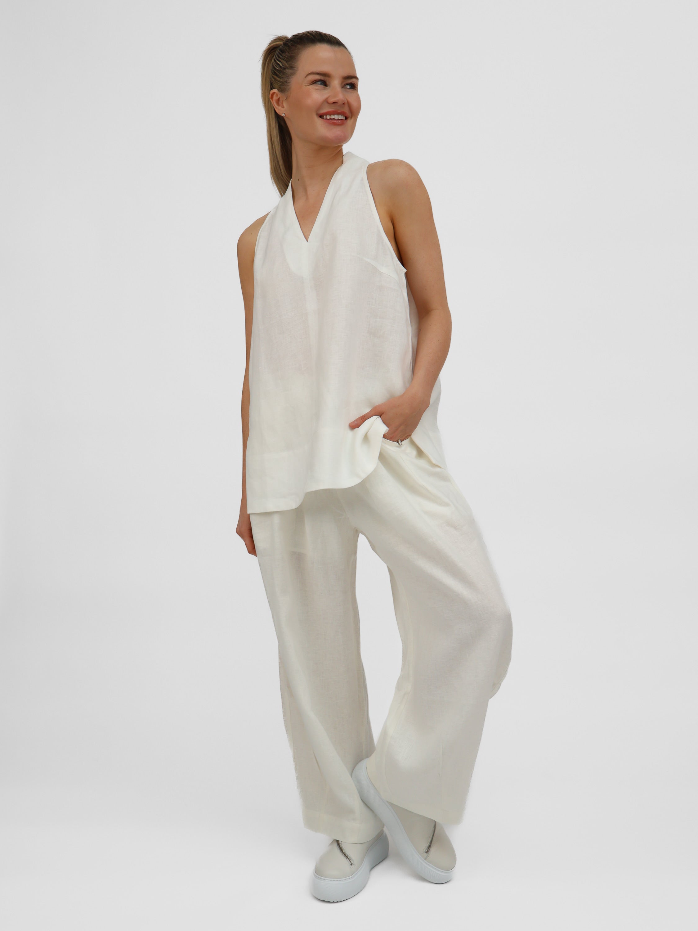 Diffusion by Kate Frankie Pure Linen Pants in Ecru