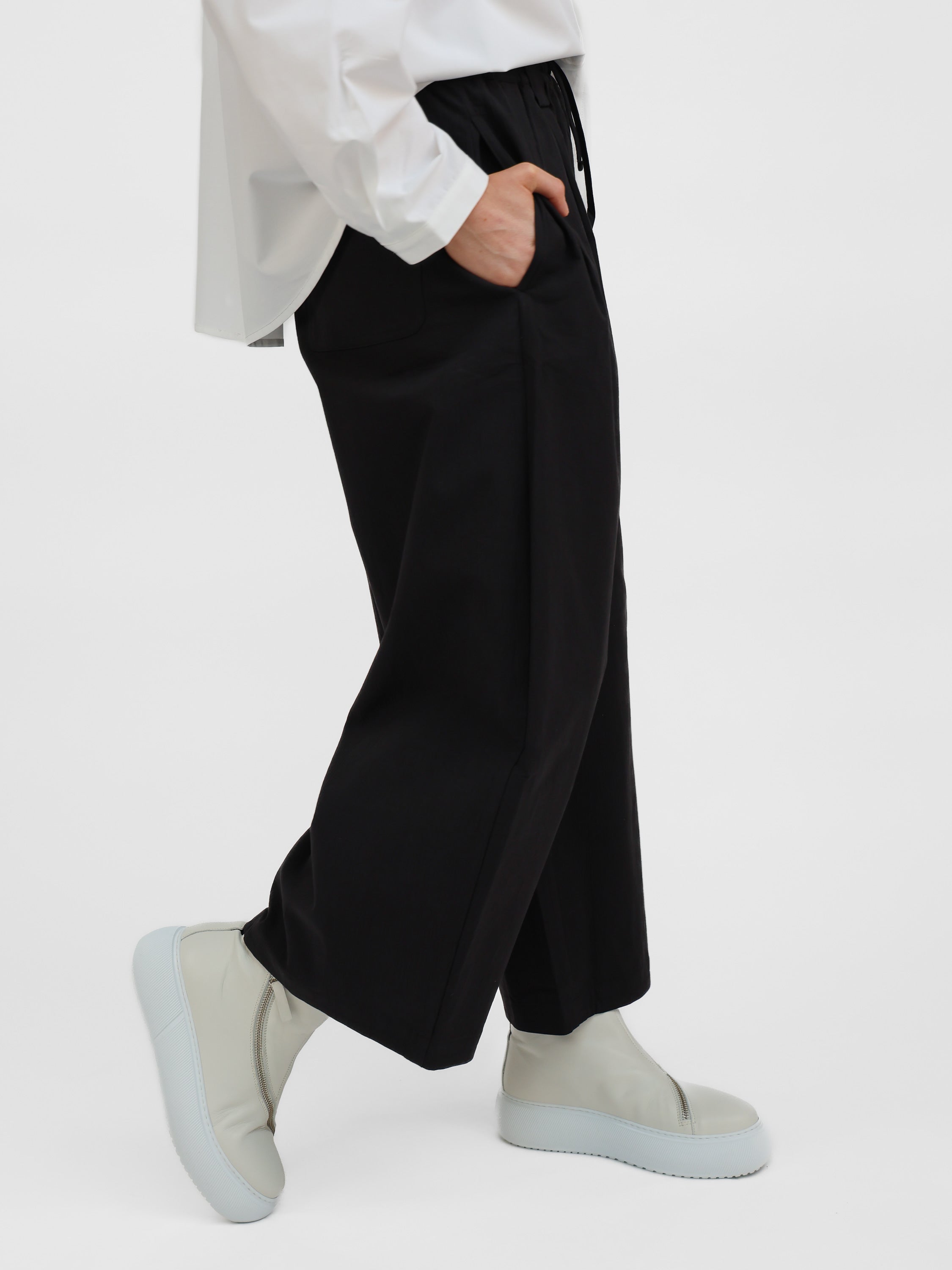 Diffusion by Kate Pants One Size Tokyo Cotton Pants in Black