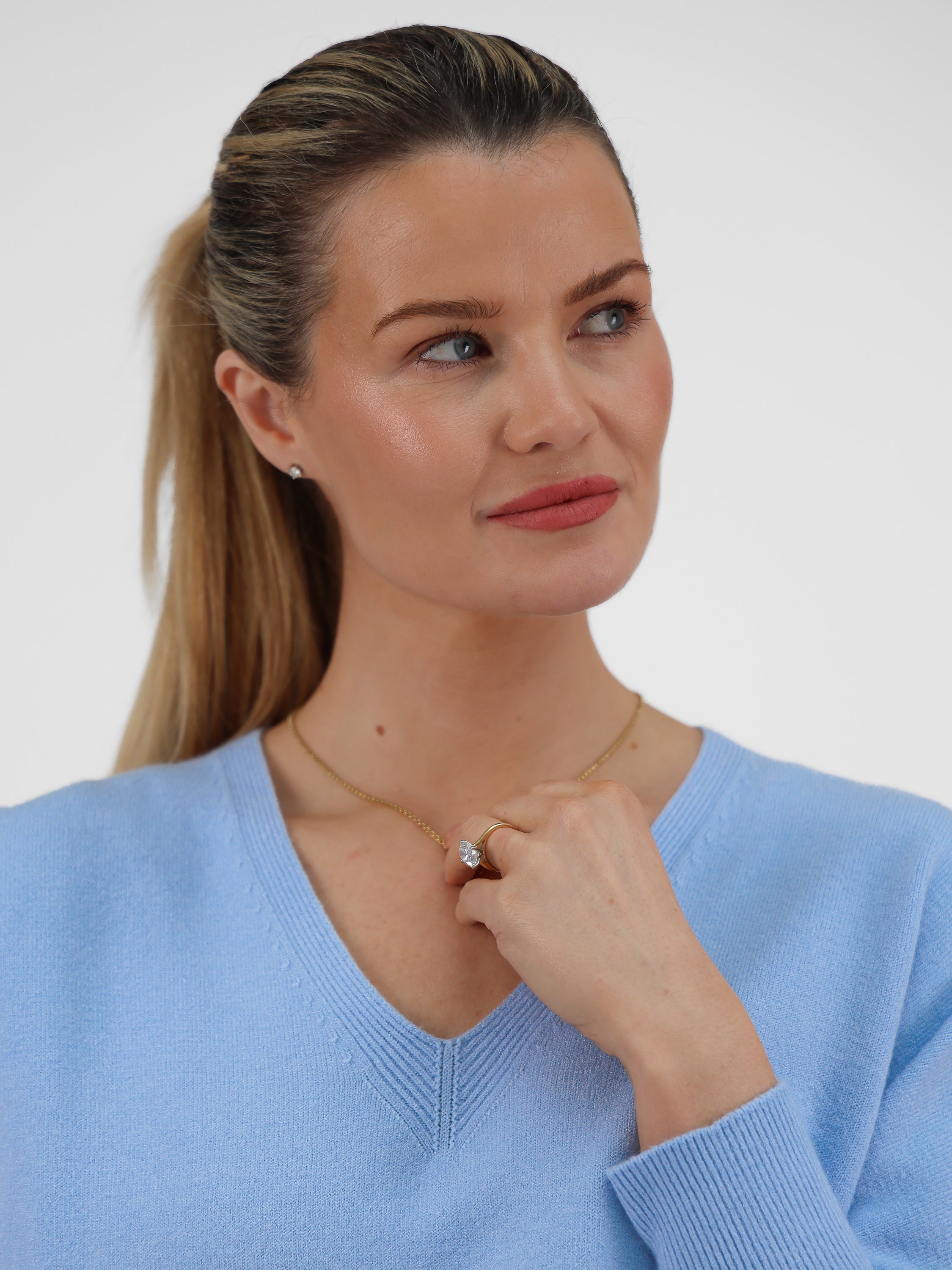 Diffusion by Kate Sweater One Size Sienna V-Neck Sweater in Sky Blue