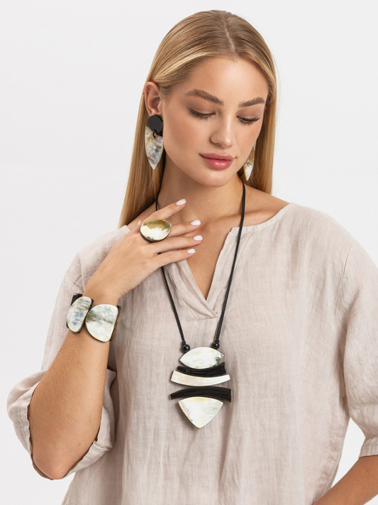 Diffusion.ie Jewellery One Size Adjustable Pendant Necklace With Marble Spine