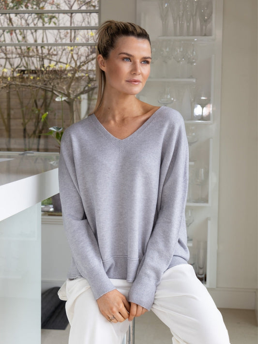DIFFUSION.ie Sienna V-Neck Sweater in Soft Grey