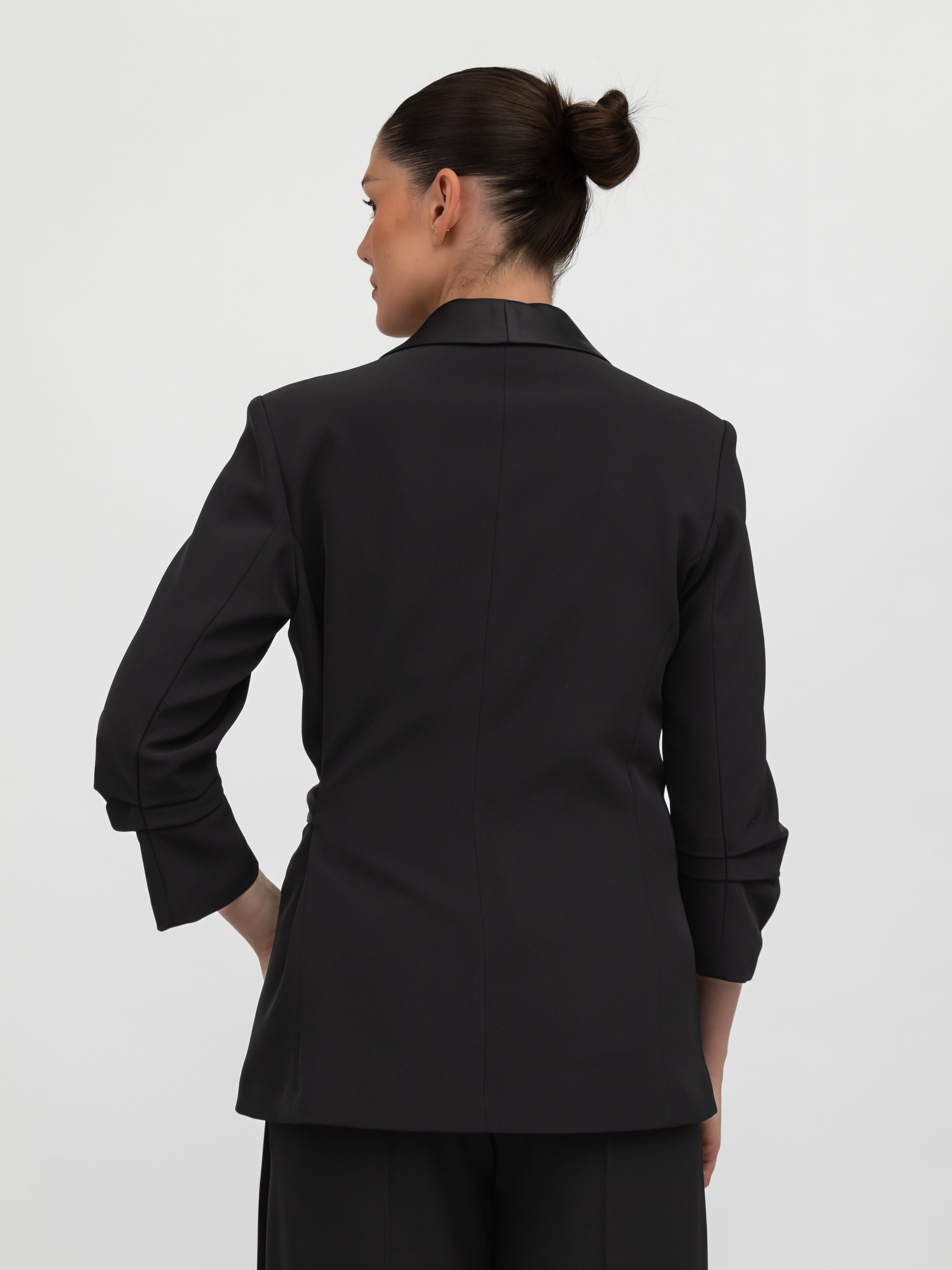 Italian Collection Jacket Blazer with side closure and satin-effect lapel in Black